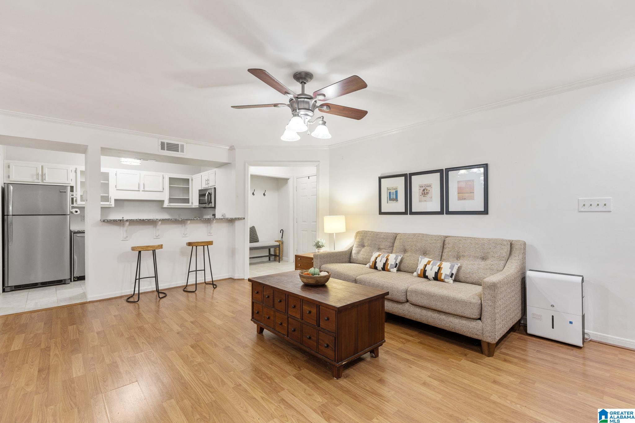 1402 GABLES DRIVE 1402