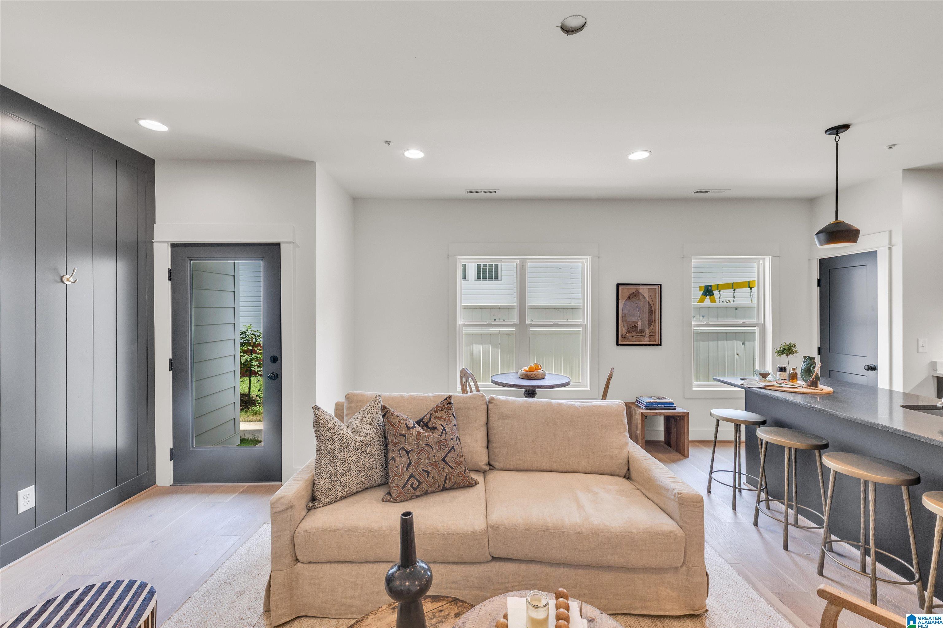 4115 4TH AVENUE S 101