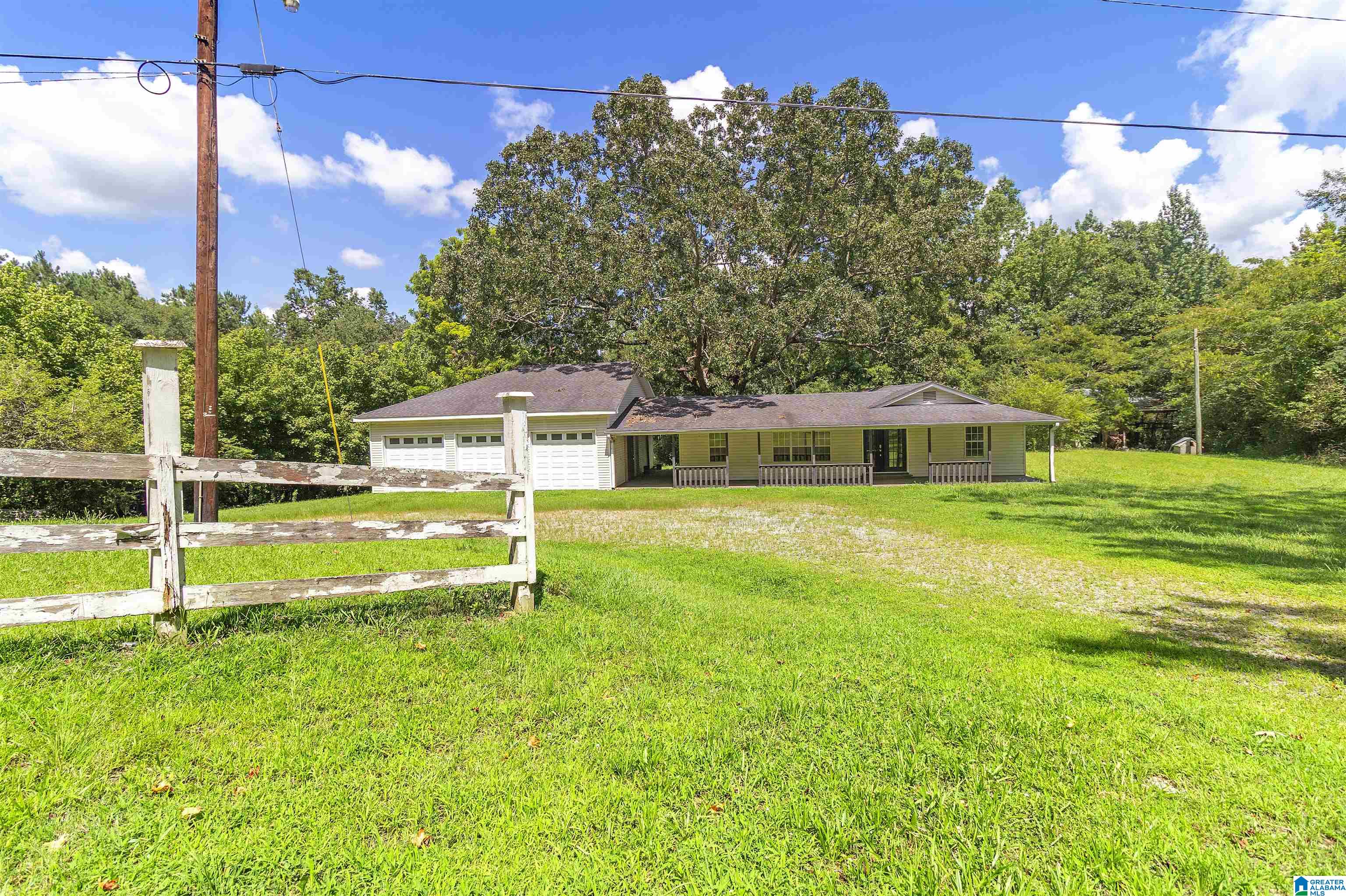 454 HUTCHENS DRIVE
