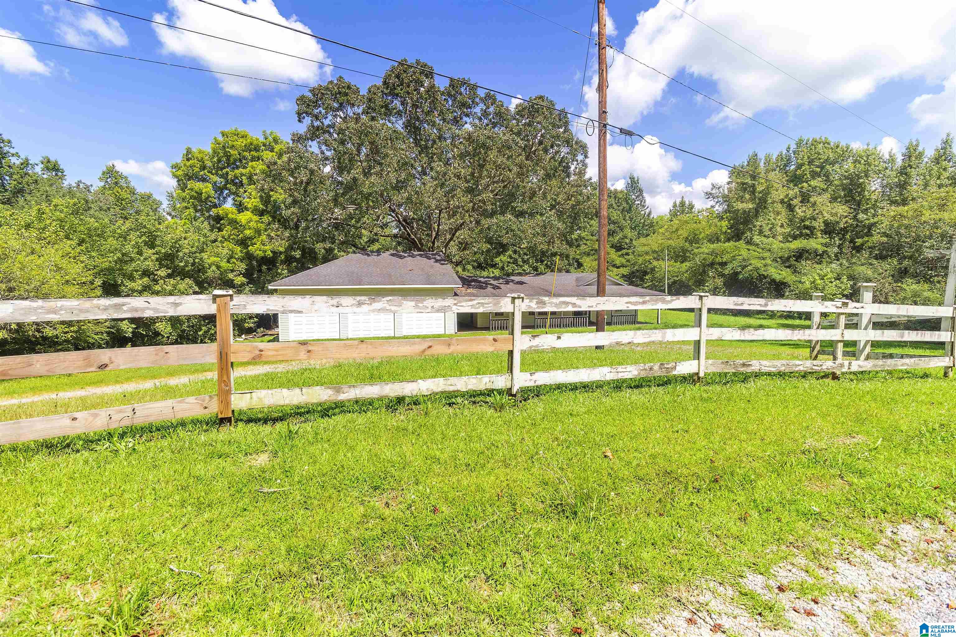 454 HUTCHENS DRIVE
