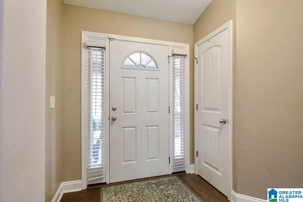 1117 SILVER CREEK LANE