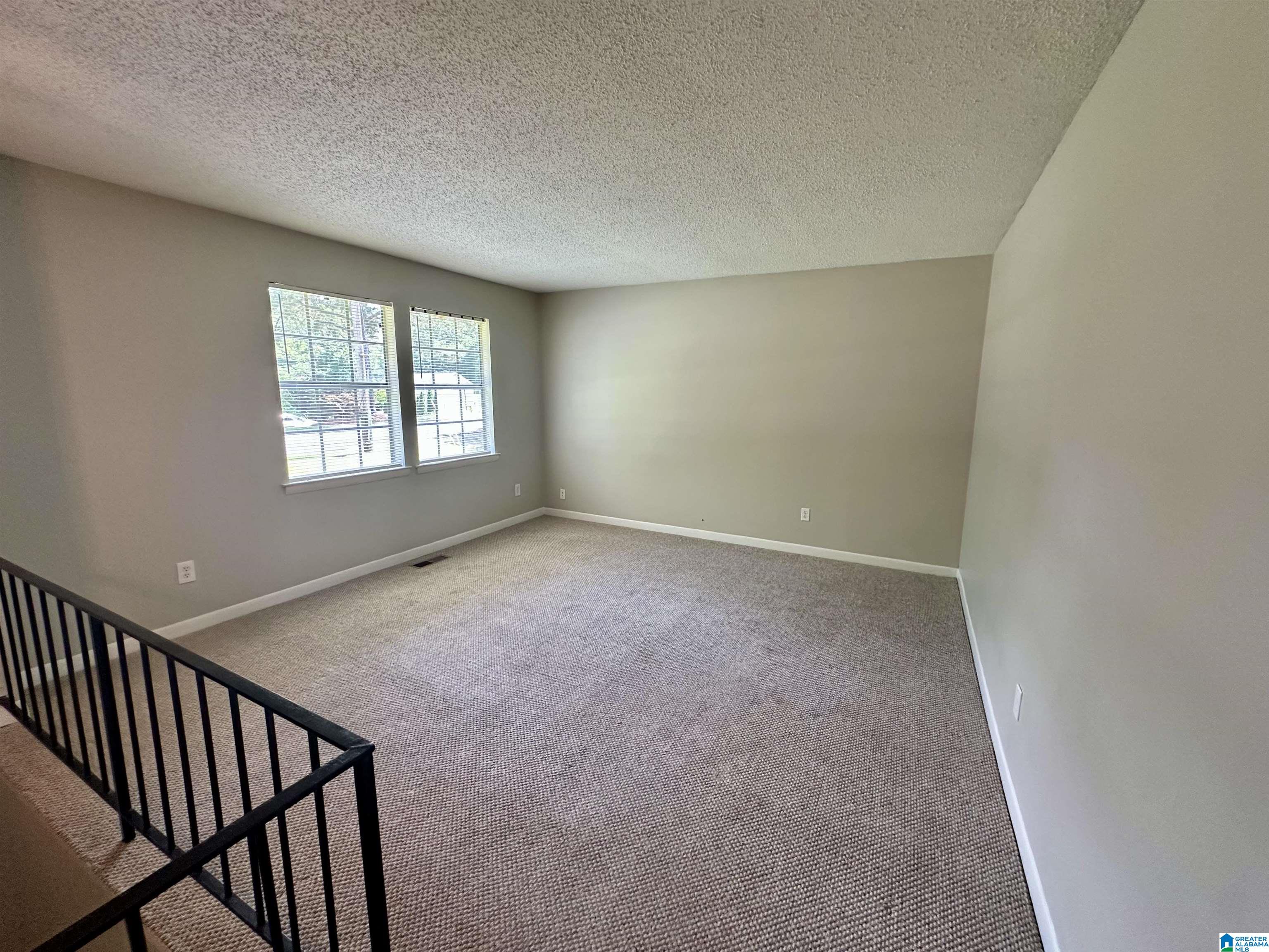 5194 CORNELL DRIVE