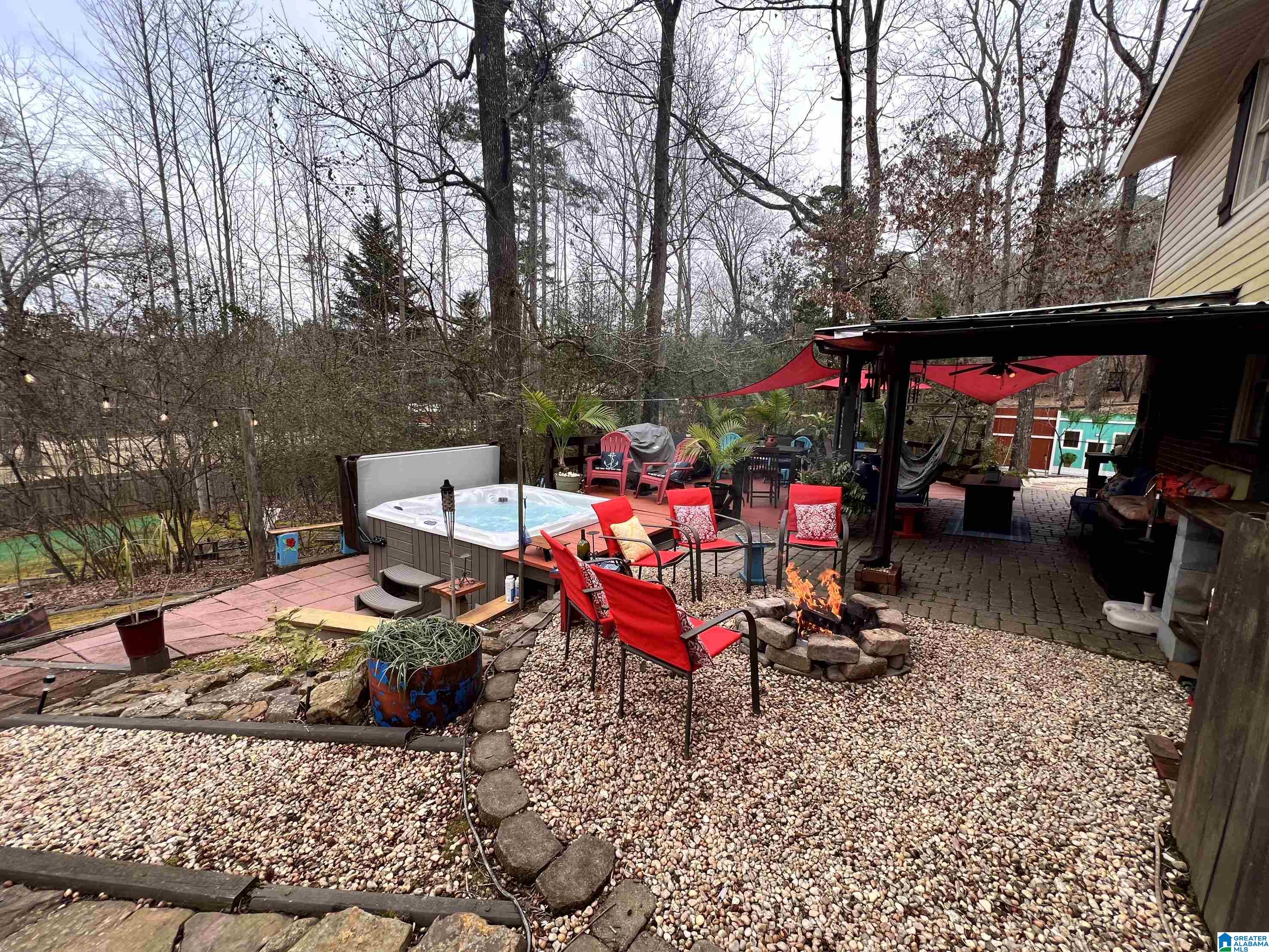 2237 LISA ANN DRIVE SE