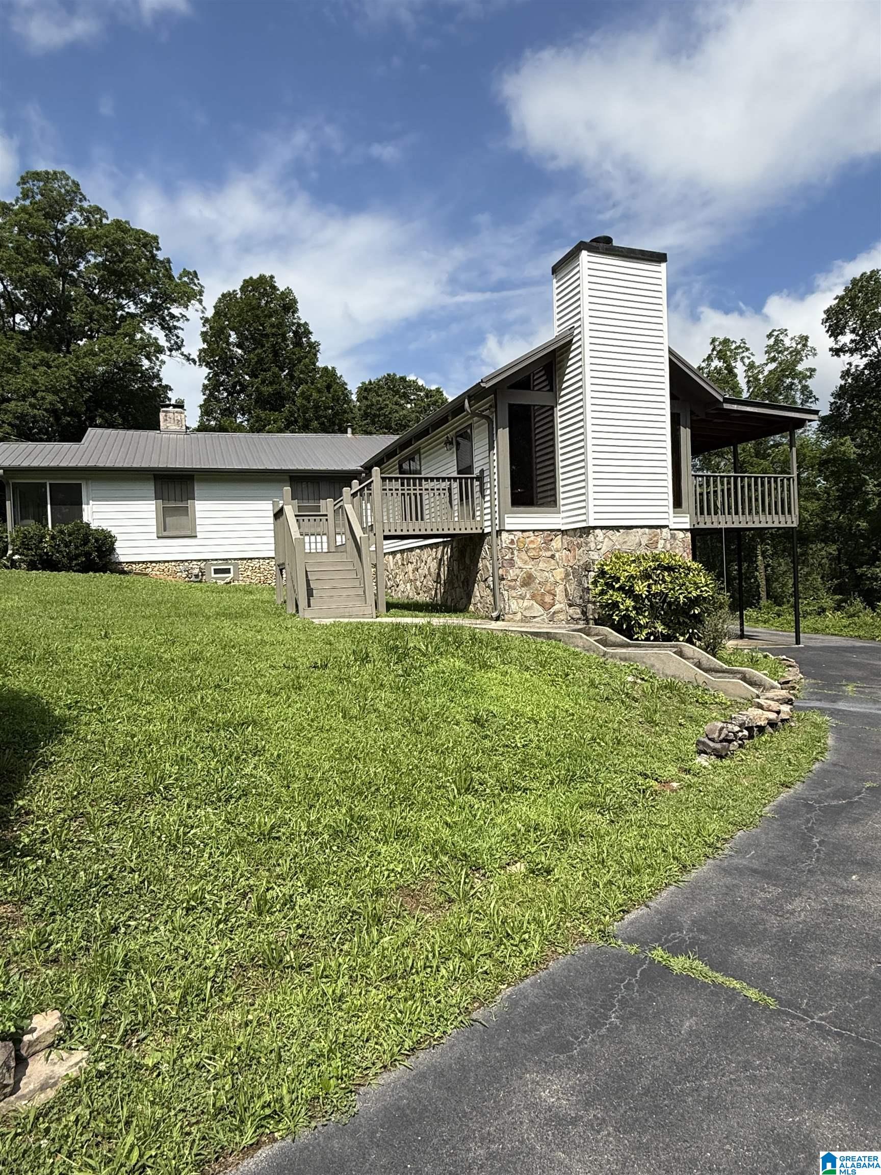 5950 RED HOLLOW ROAD