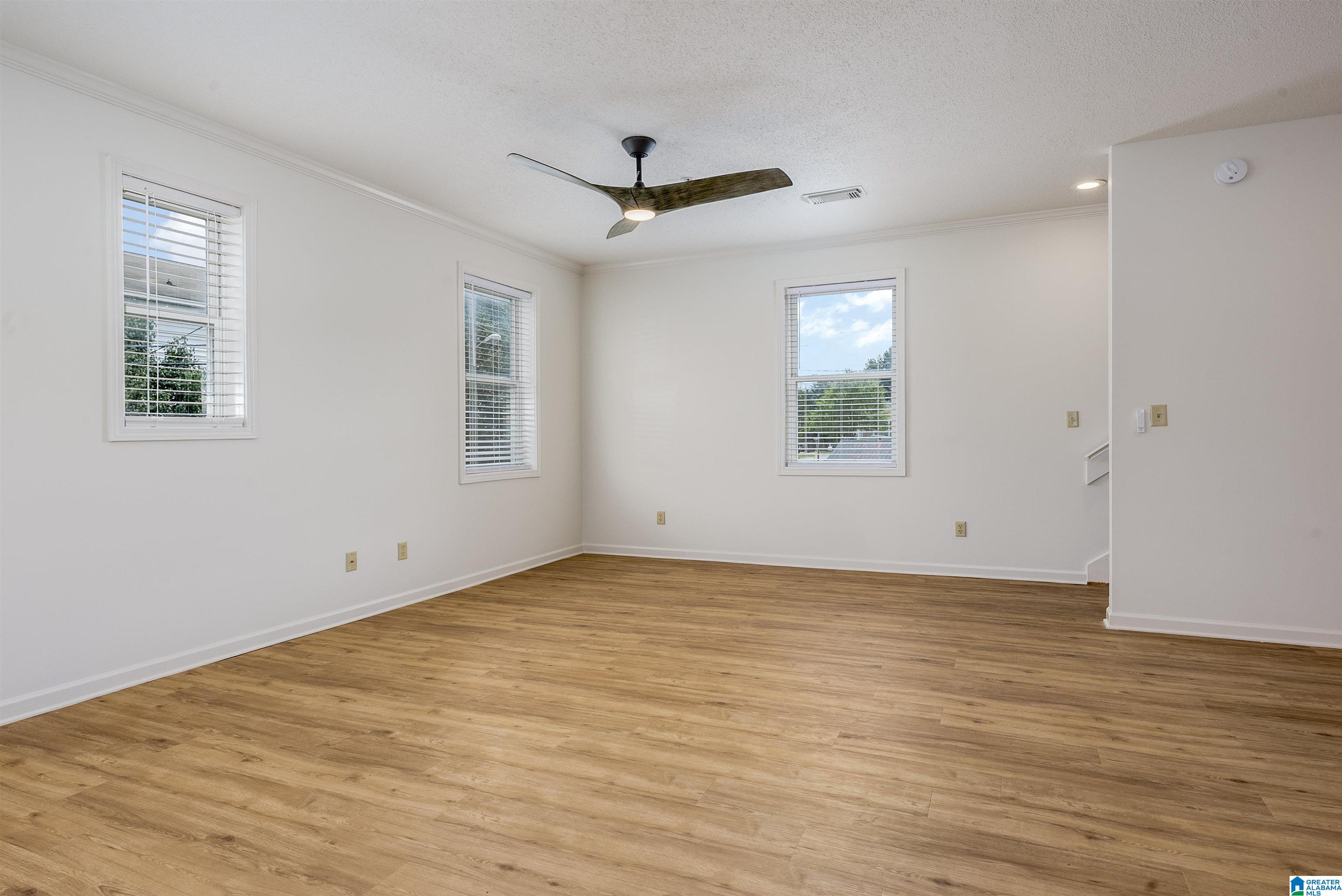 900 GENE STALLINGS AVENUE 5