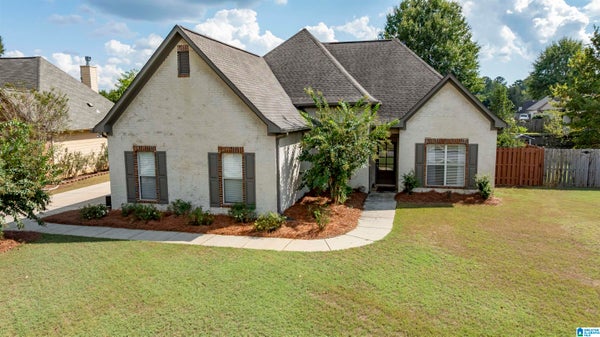 633 BARKLEY CIR, ALABASTER, AL 35007 - Image 5201ea1e043b8caaf750c2dc830a0675/2051009682