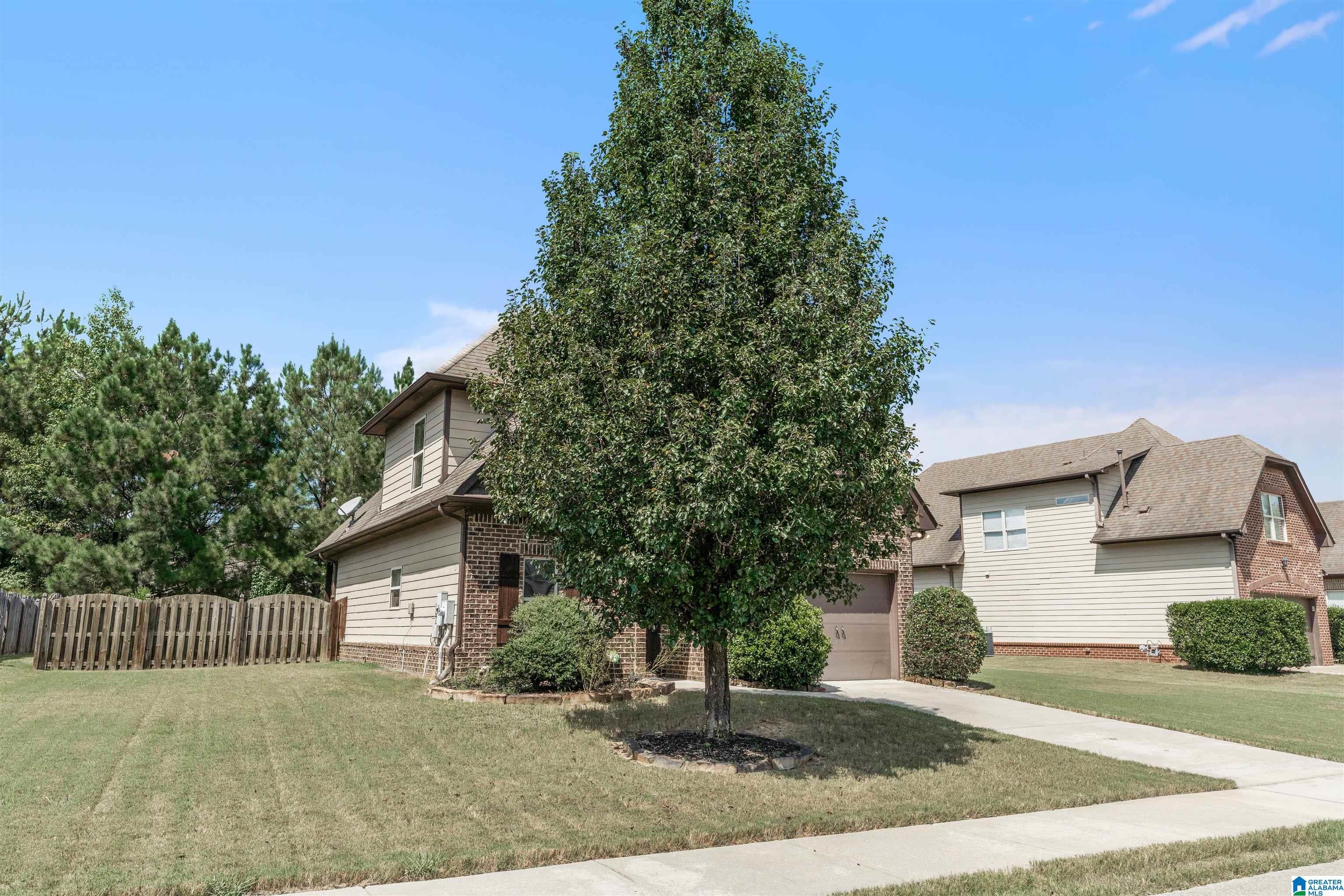 1095 SPRINGFIELD DRIVE