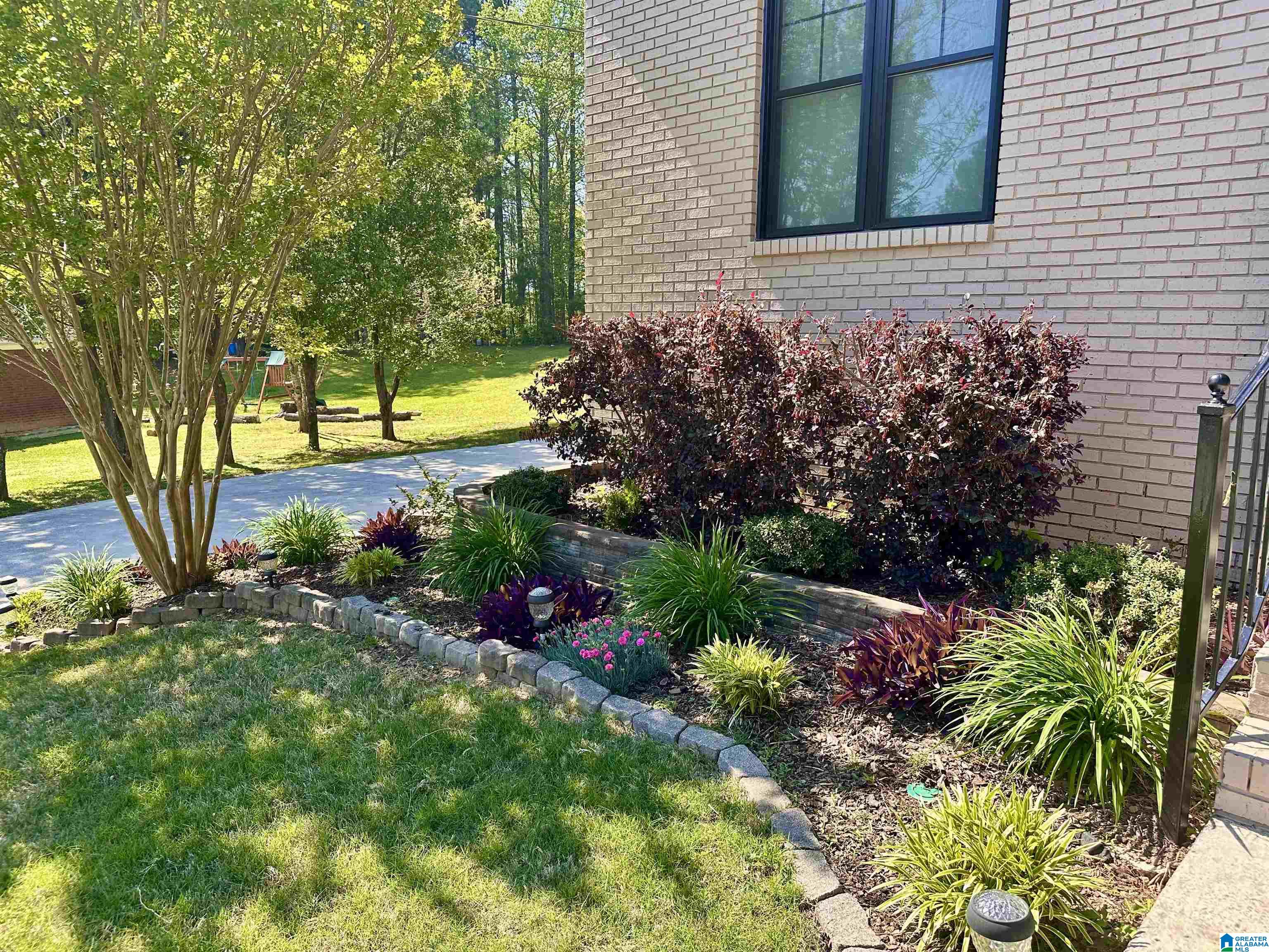 323 PANORAMIC CIRCLE