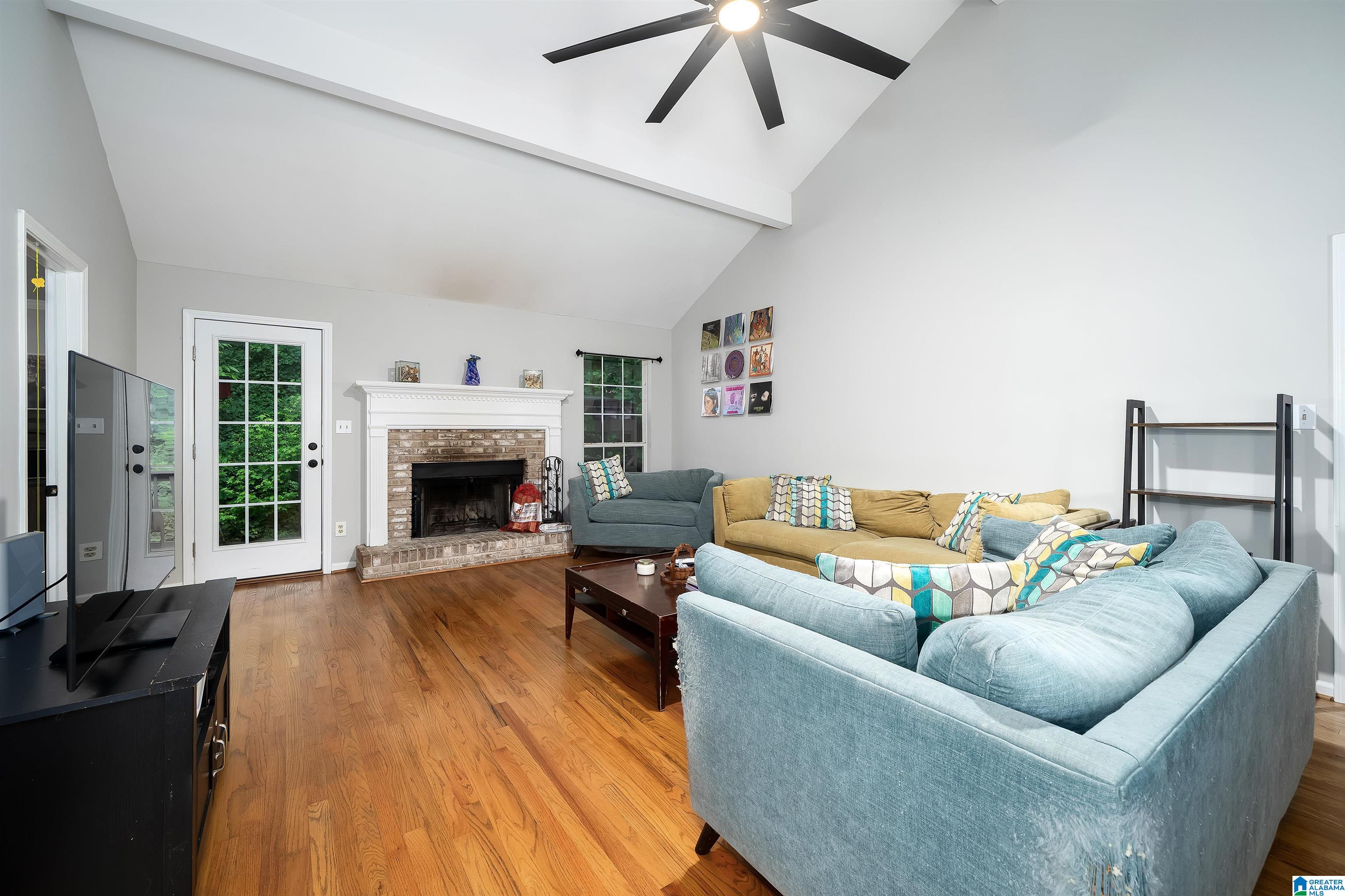 7517 BREANE DRIVE