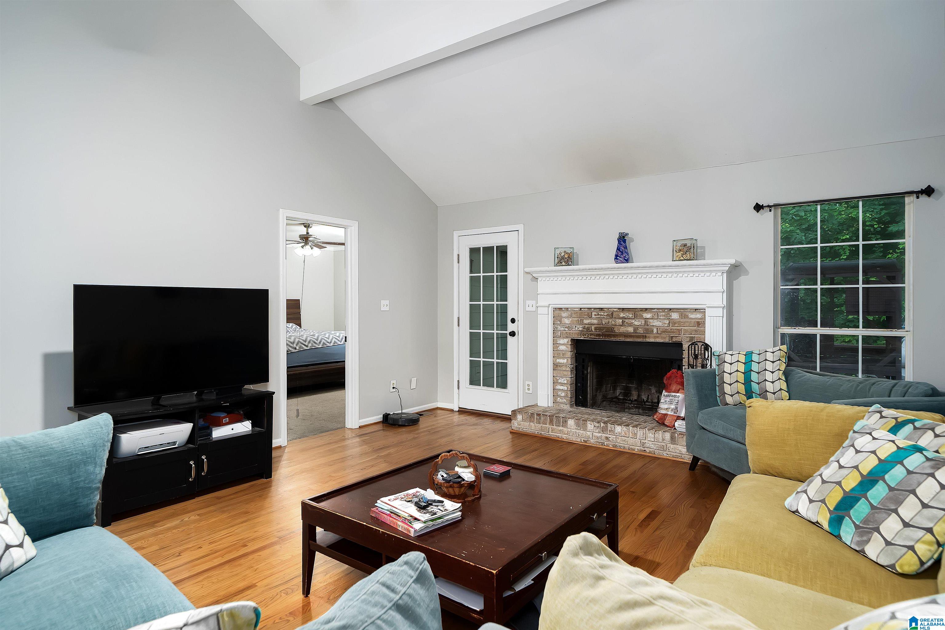 7517 BREANE DRIVE