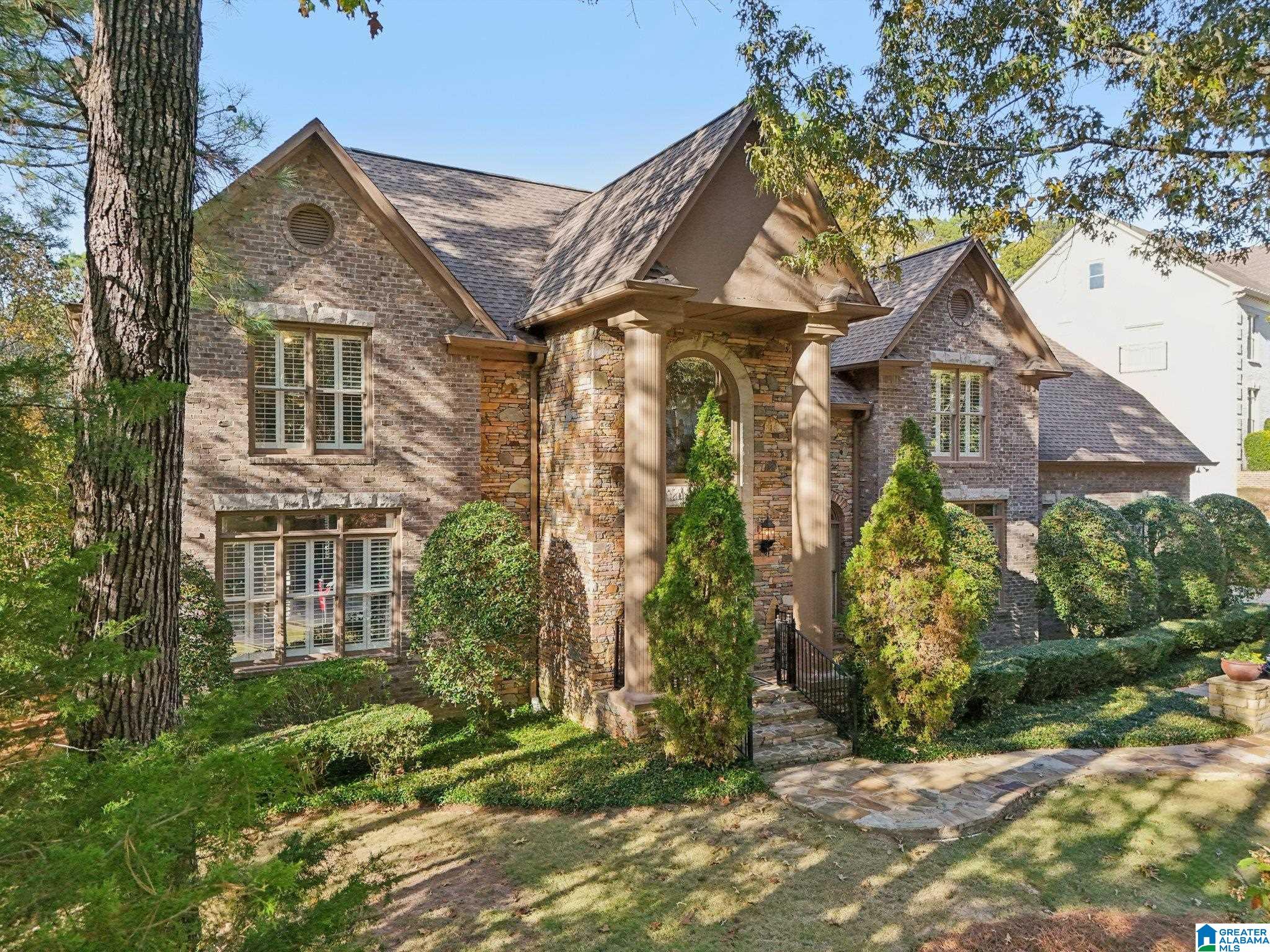 2300 TWELVE OAKS DRIVE