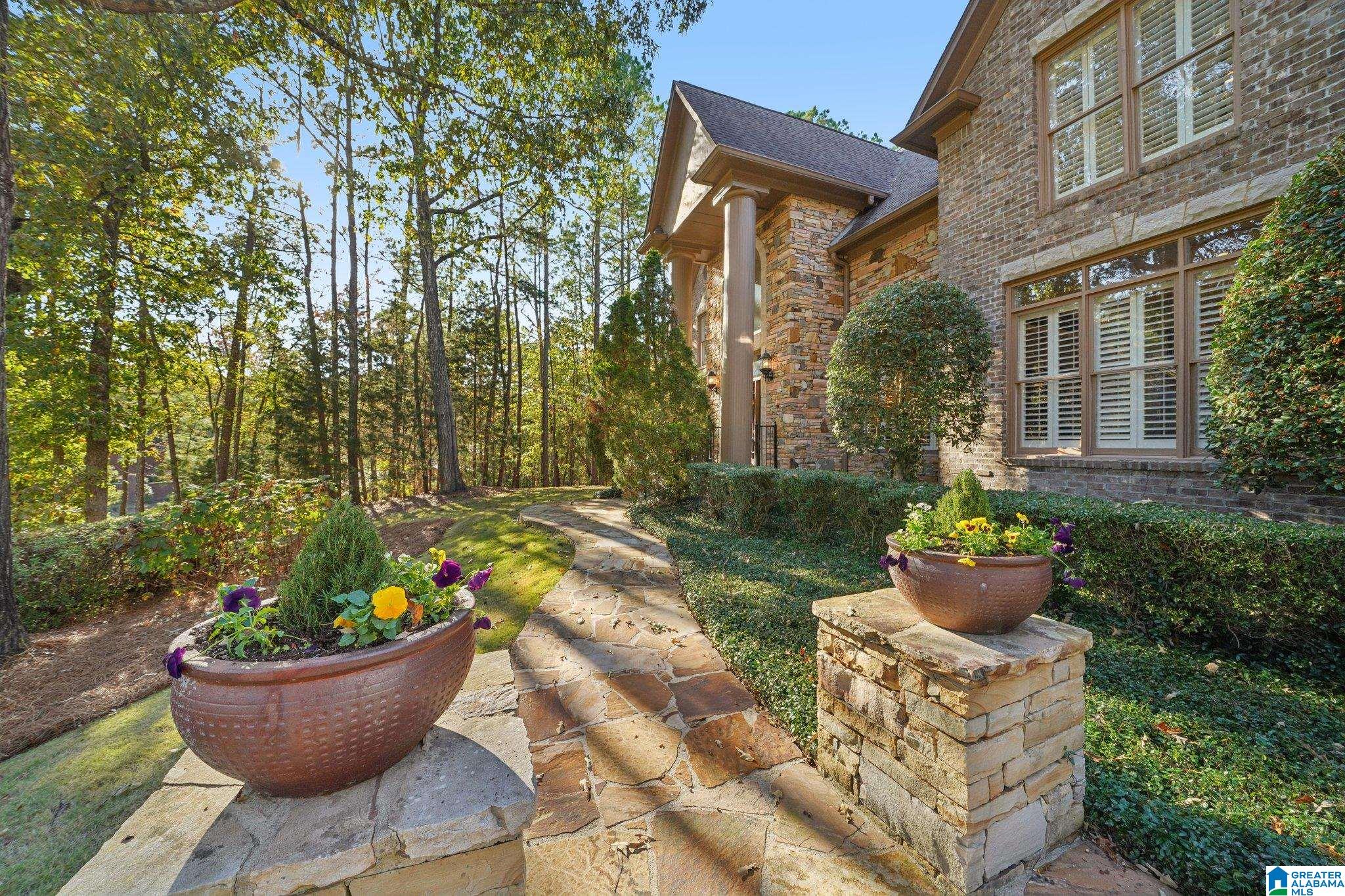 2300 TWELVE OAKS DRIVE