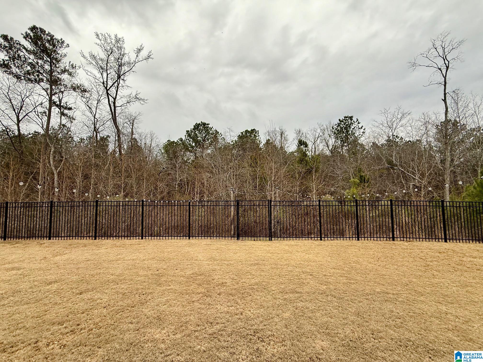 1089 MOUNTAIN LAUREL CIRCLE