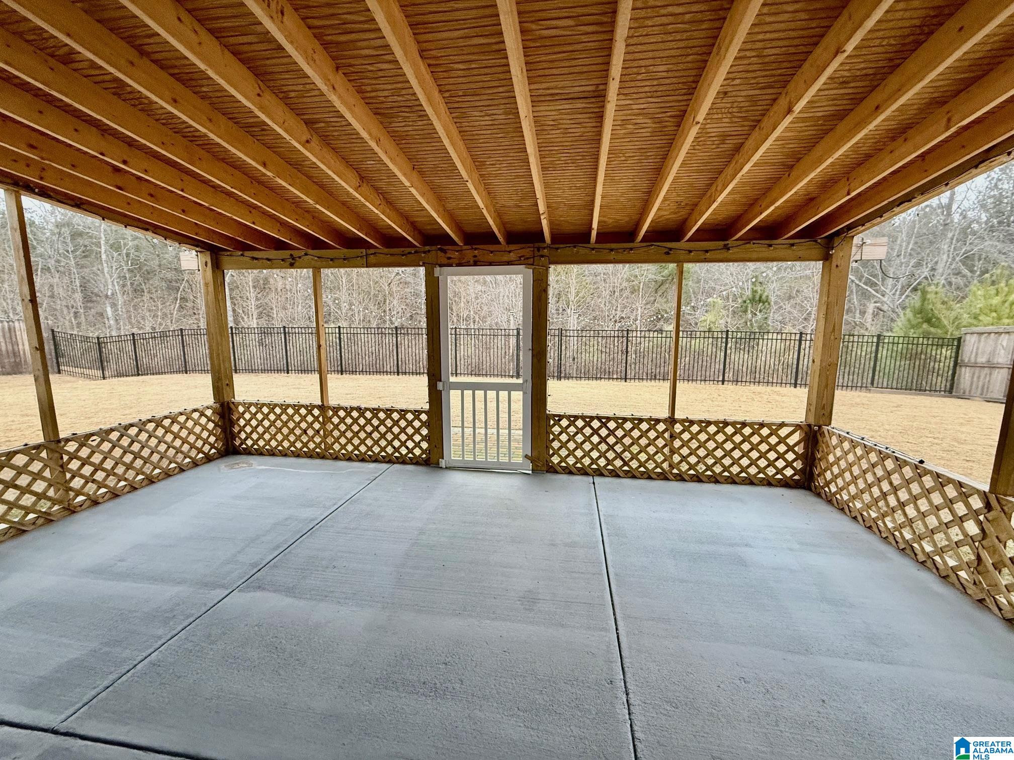 1089 MOUNTAIN LAUREL CIRCLE