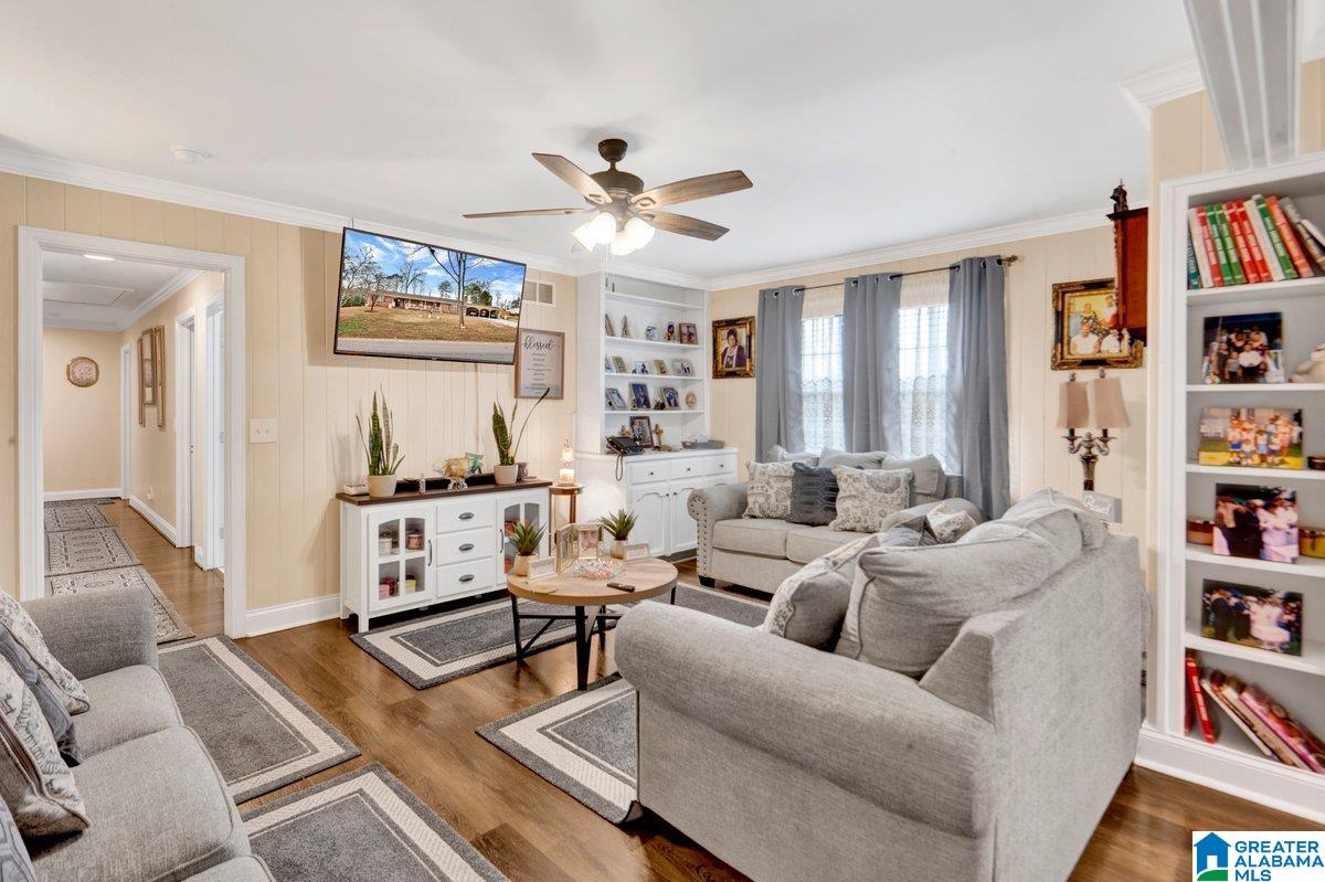 716 CASTLEWOOD DRIVE