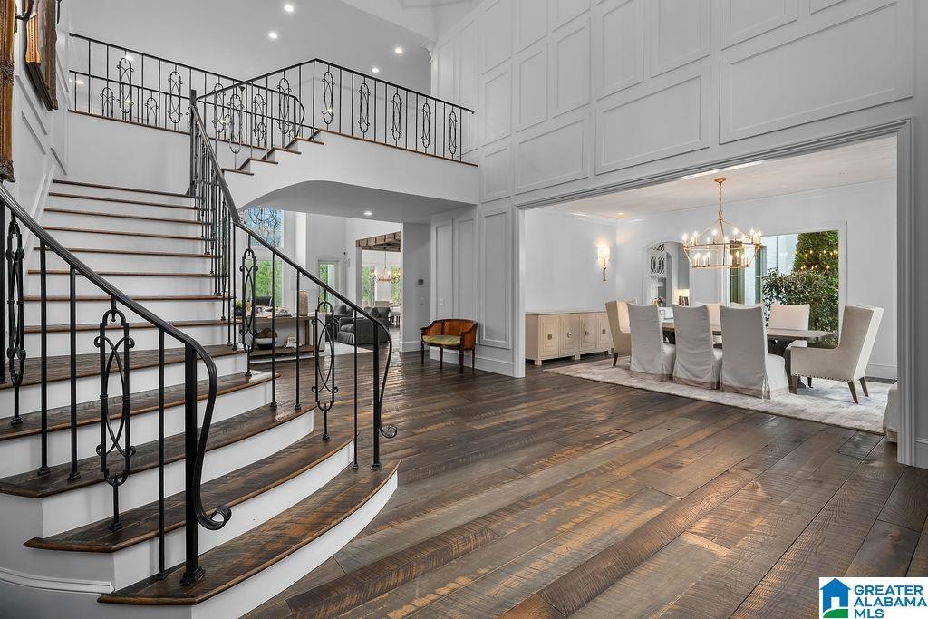 2406 OAK RIDGE DRIVE