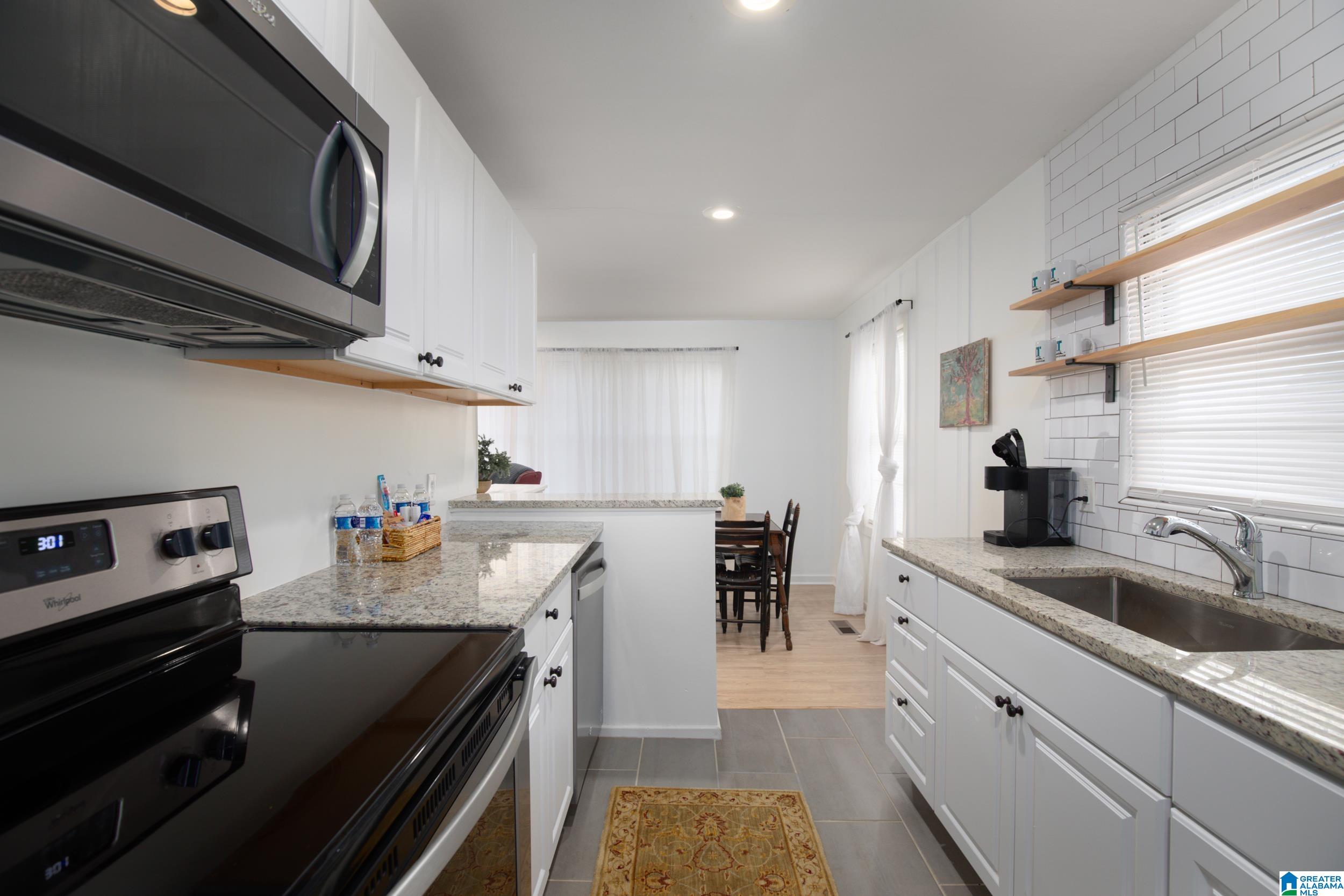 3509 NORWOOD BOULEVARD - Photo 4