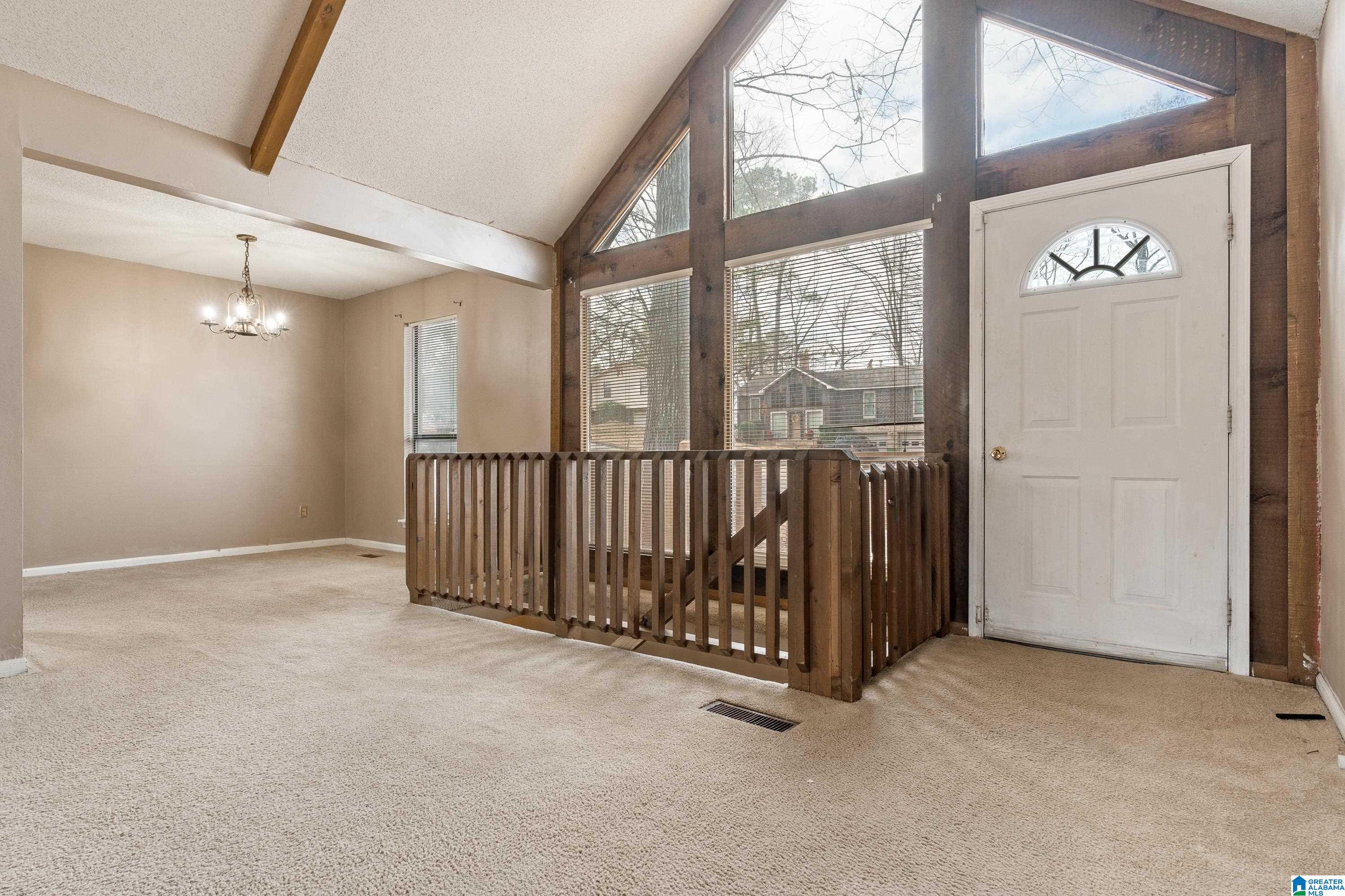 1109 MOONGLOW CIRCLE