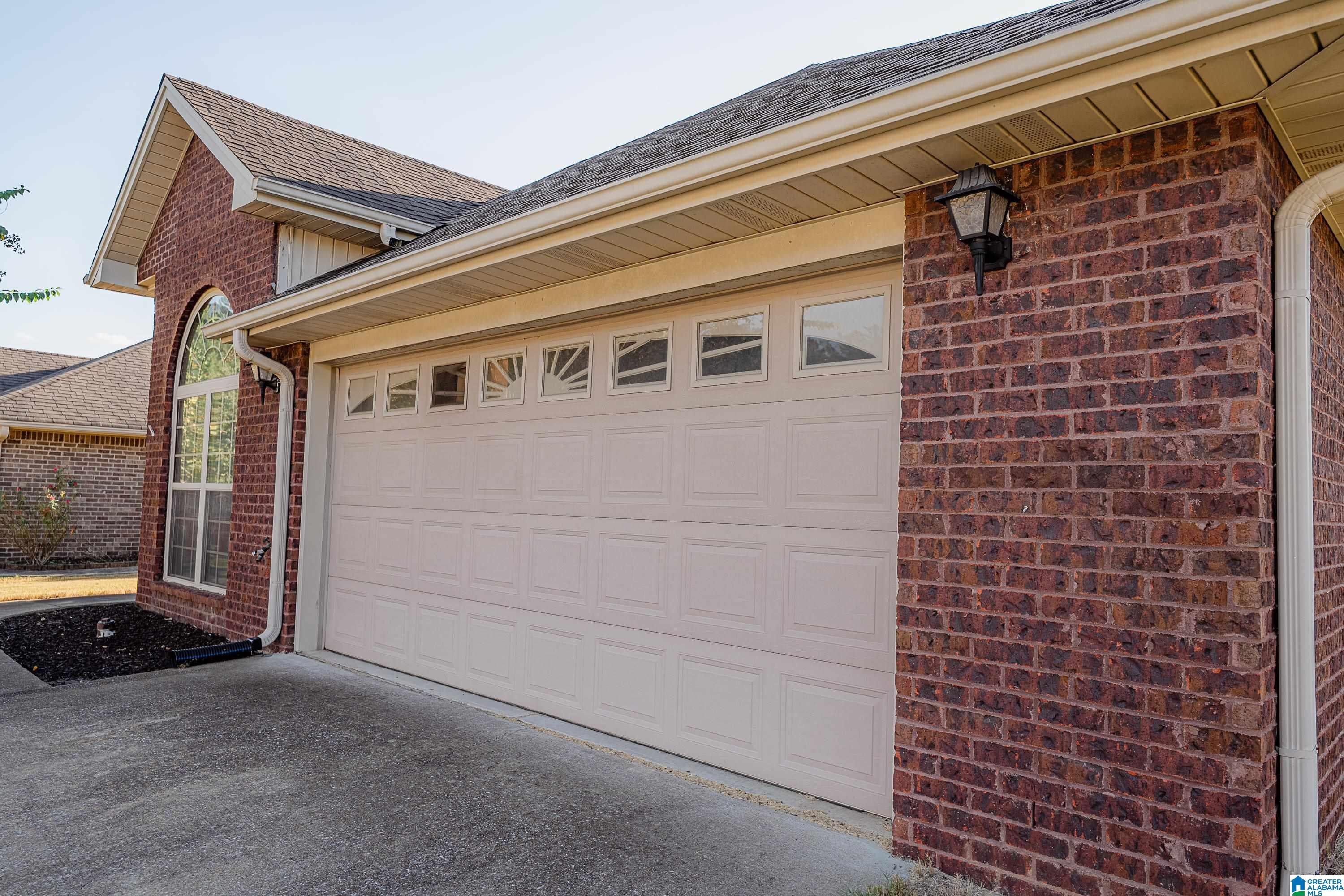 326 IVY HILLS CIRCLE