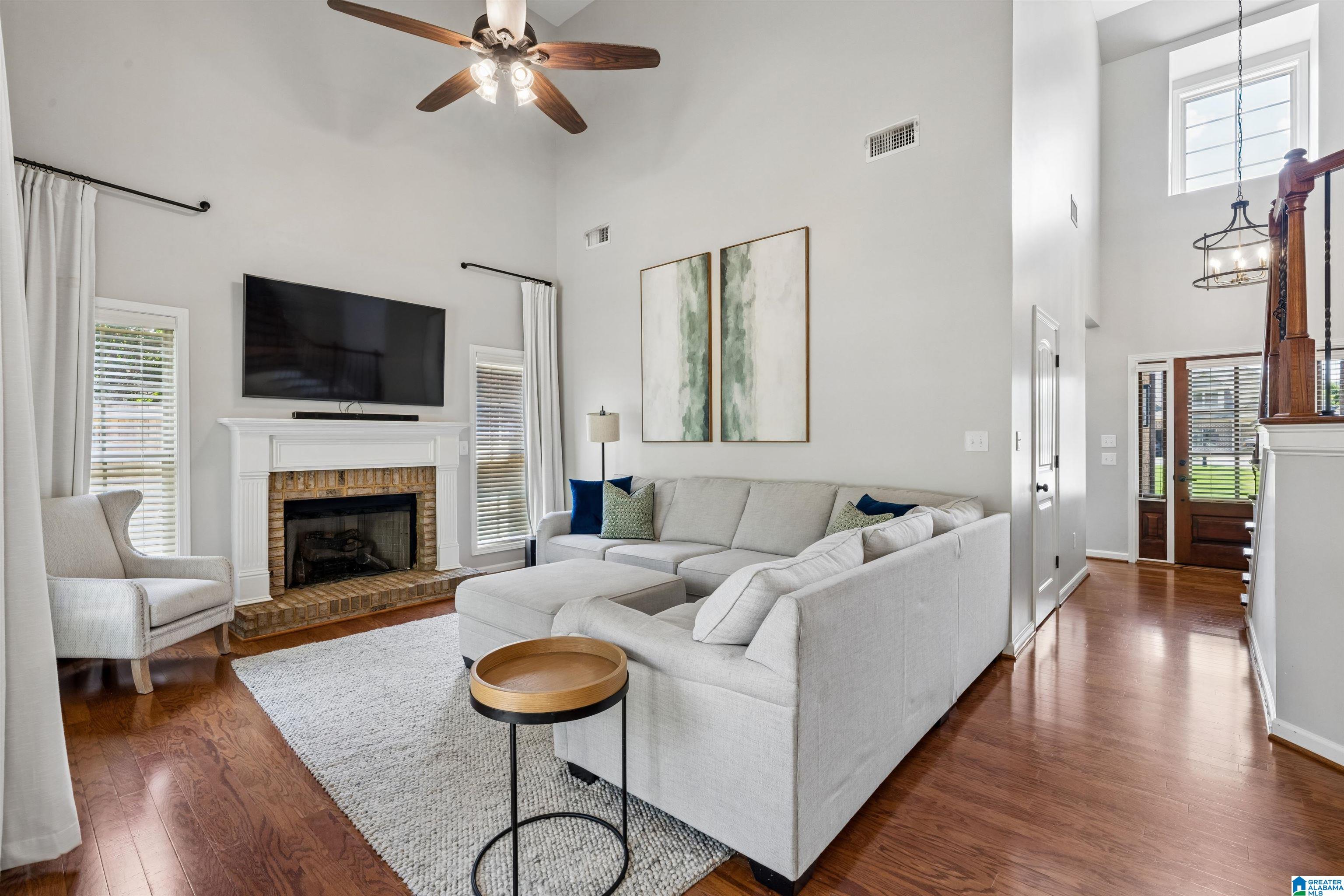 1020 LEGACY COVE S