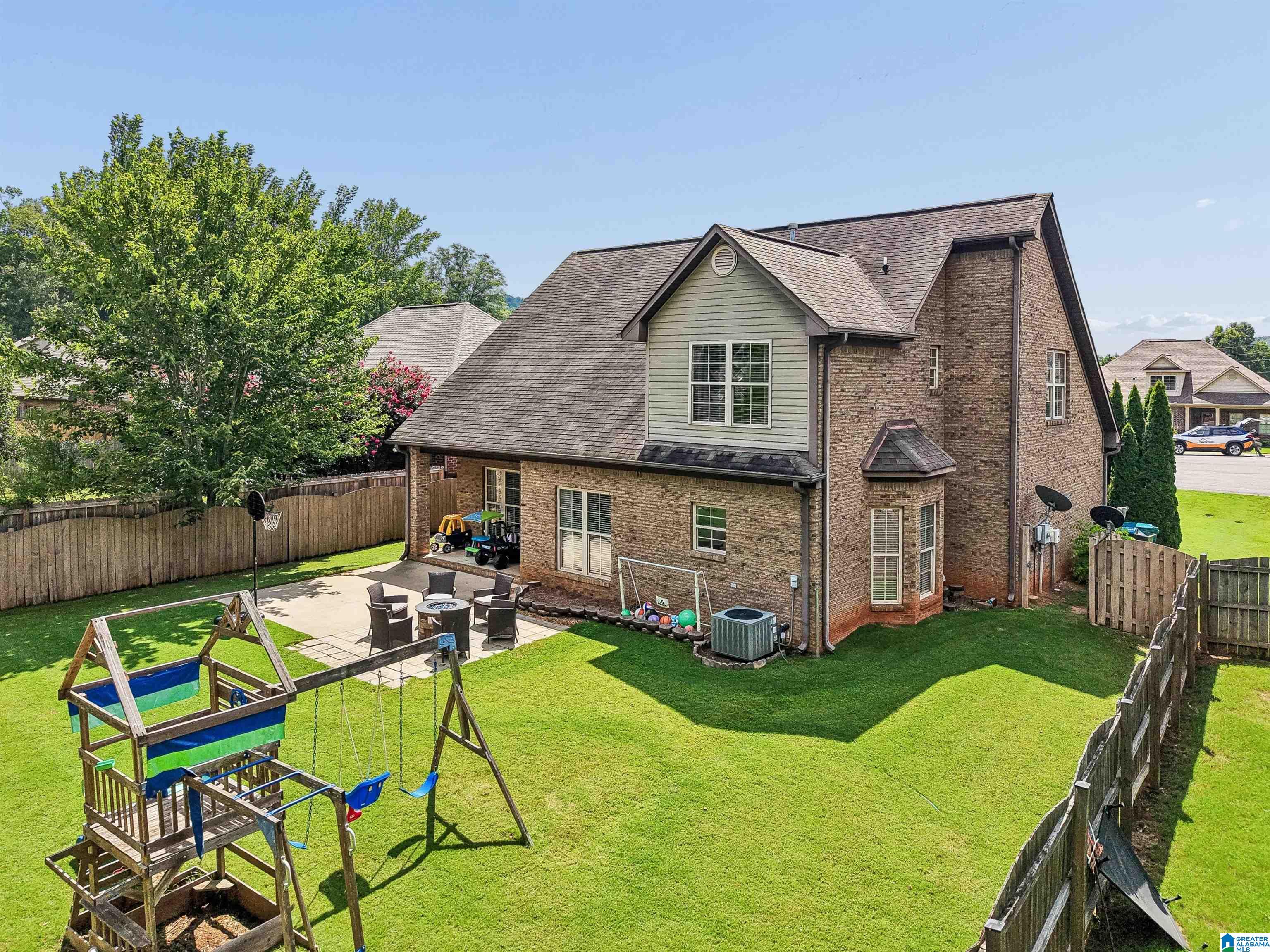 1020 LEGACY COVE S