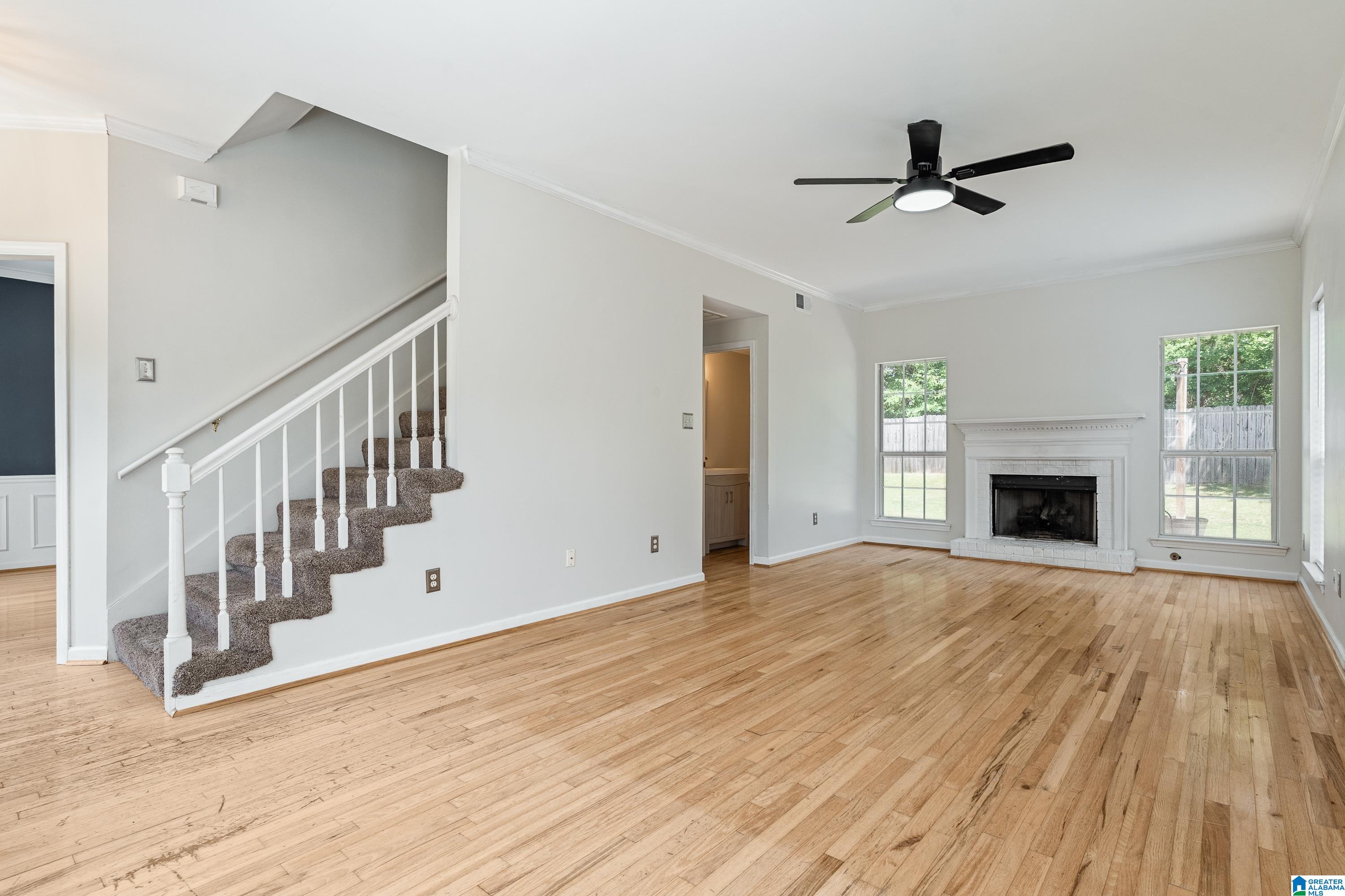 104 CRESTMONT LANE