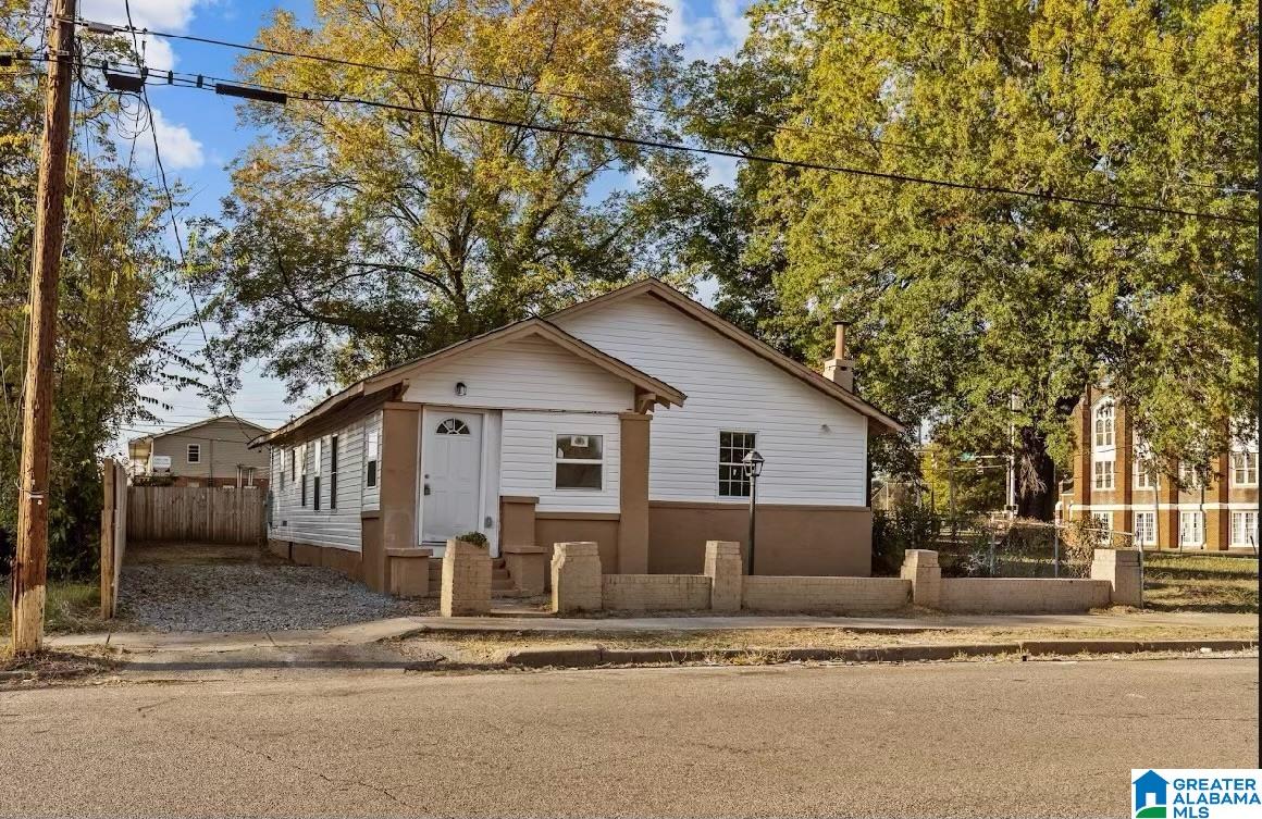 1310 STEINER AVENUE SW