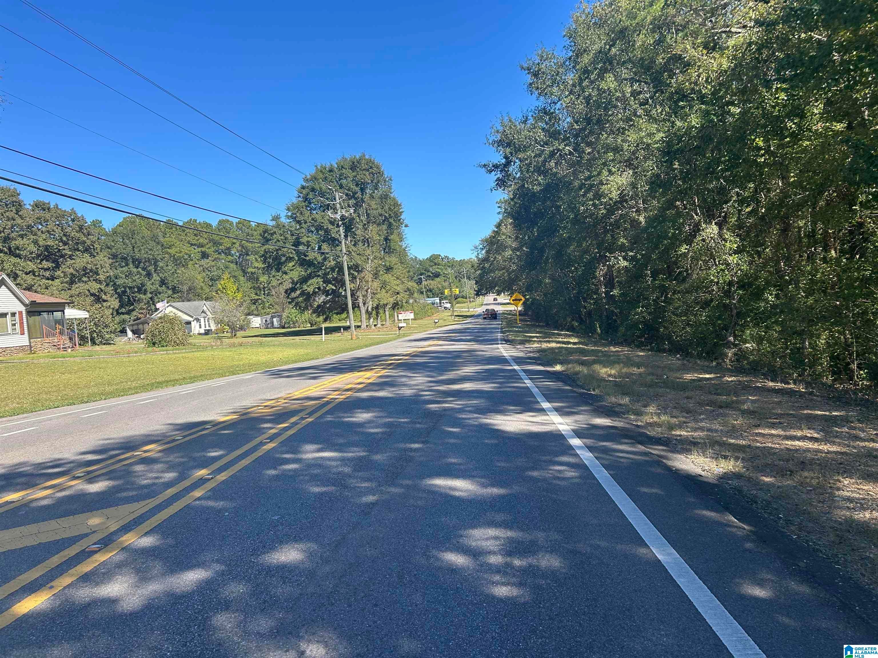5600 EASTERN VALLEY ROAD 11 Acres