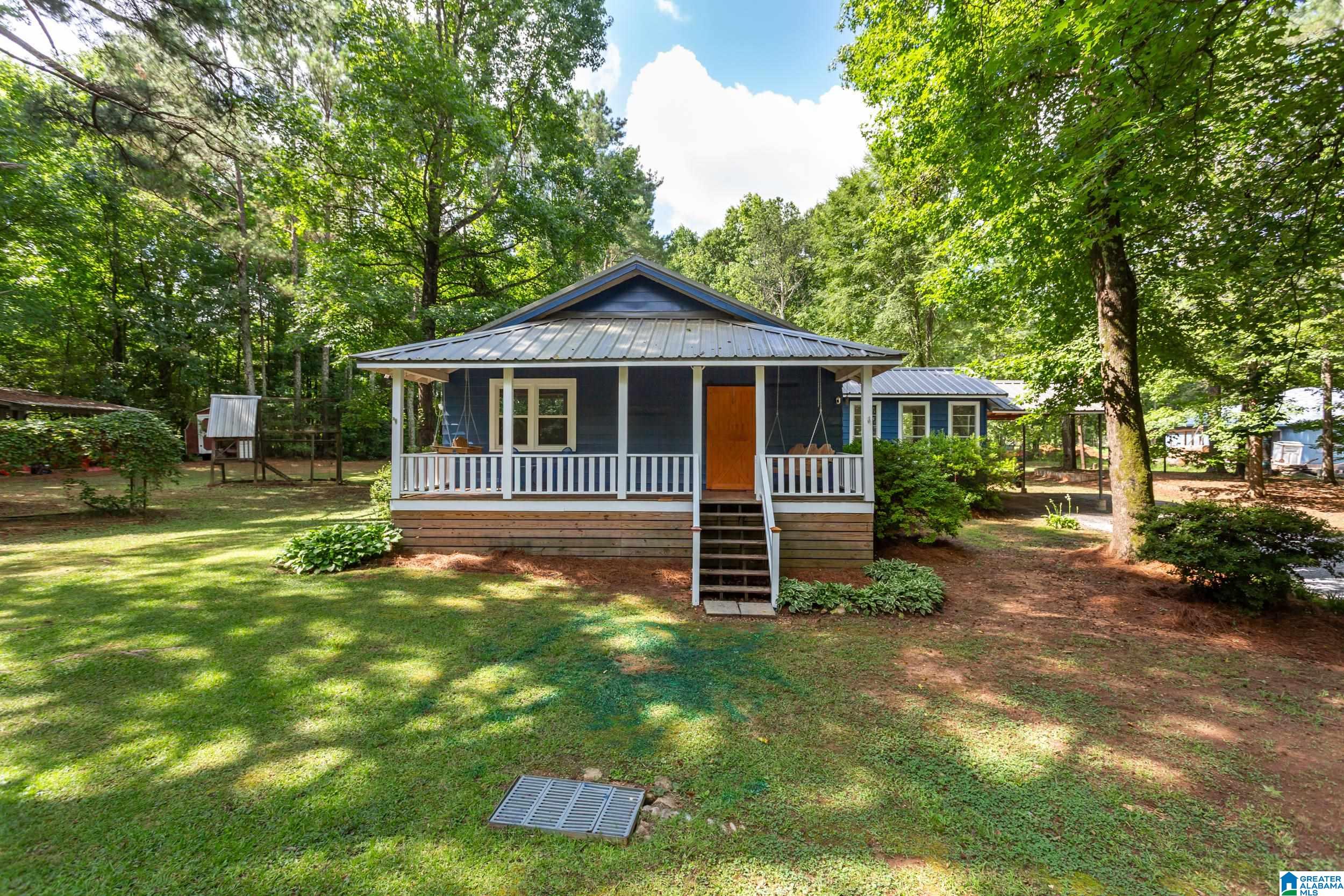 Photo 1 of 34 — 220 COMANCHE STREET, SPRINGVILLE, AL 35146