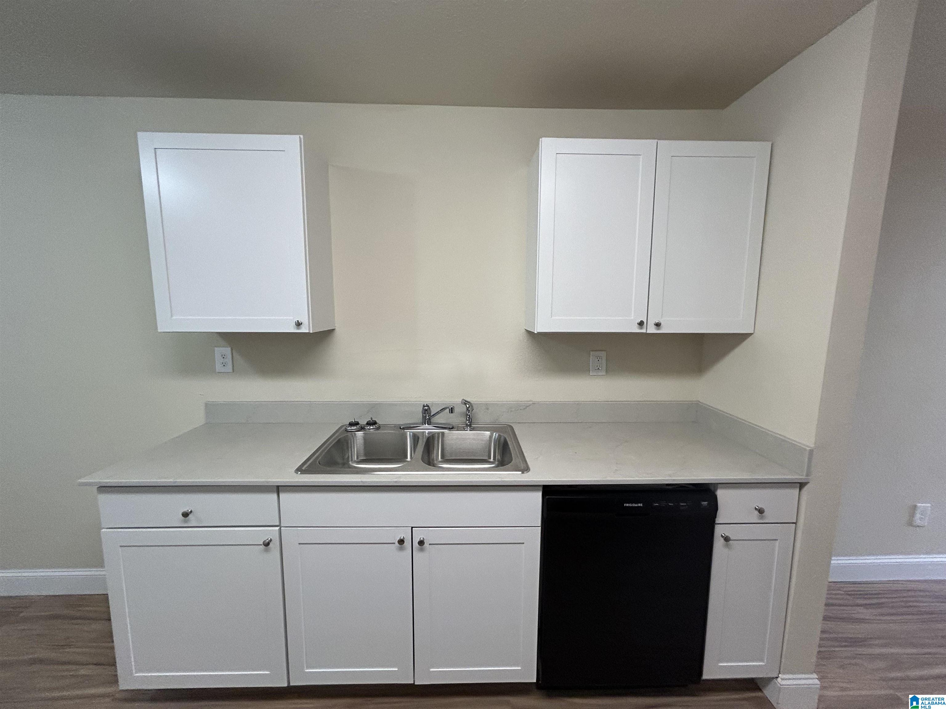 500 TUSCALOOSA AVENUE SW