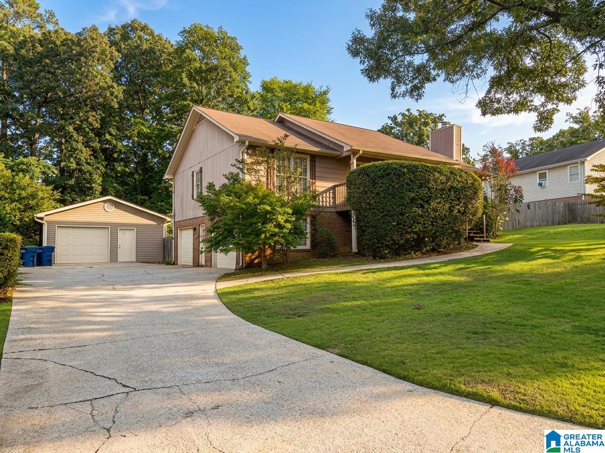 2526 TAHITI TERRACE