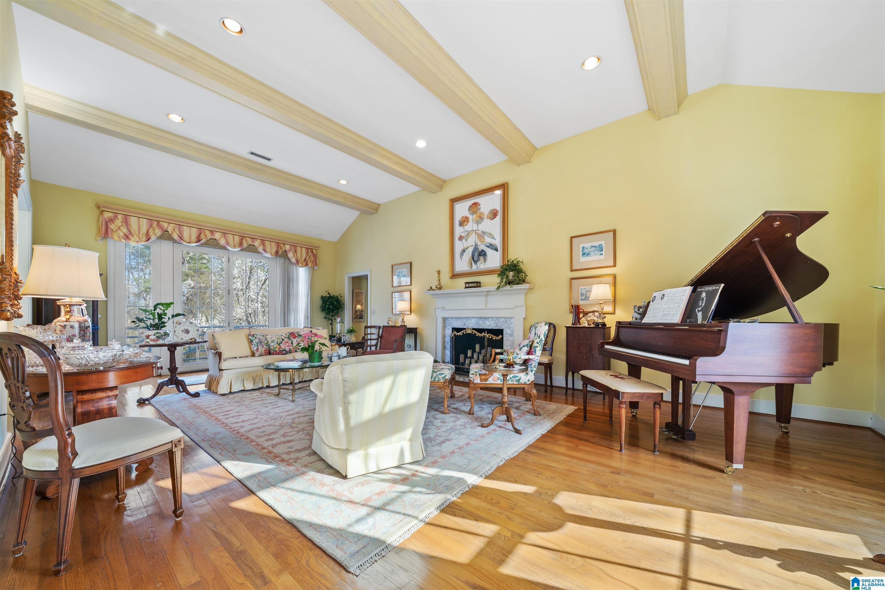 1740 COUNTRY CLUB ROAD