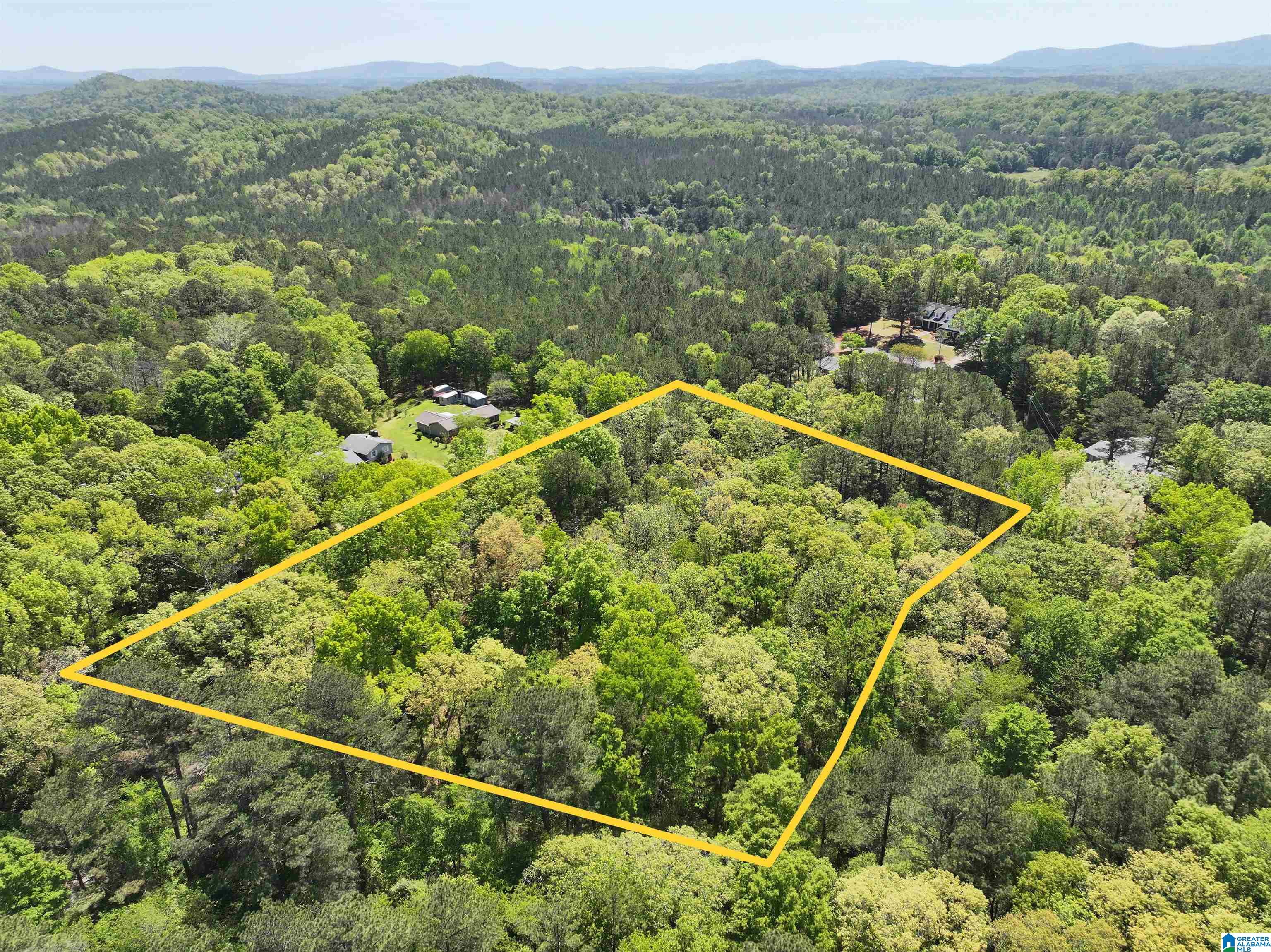 Off of CASTLEBERRY ROAD x