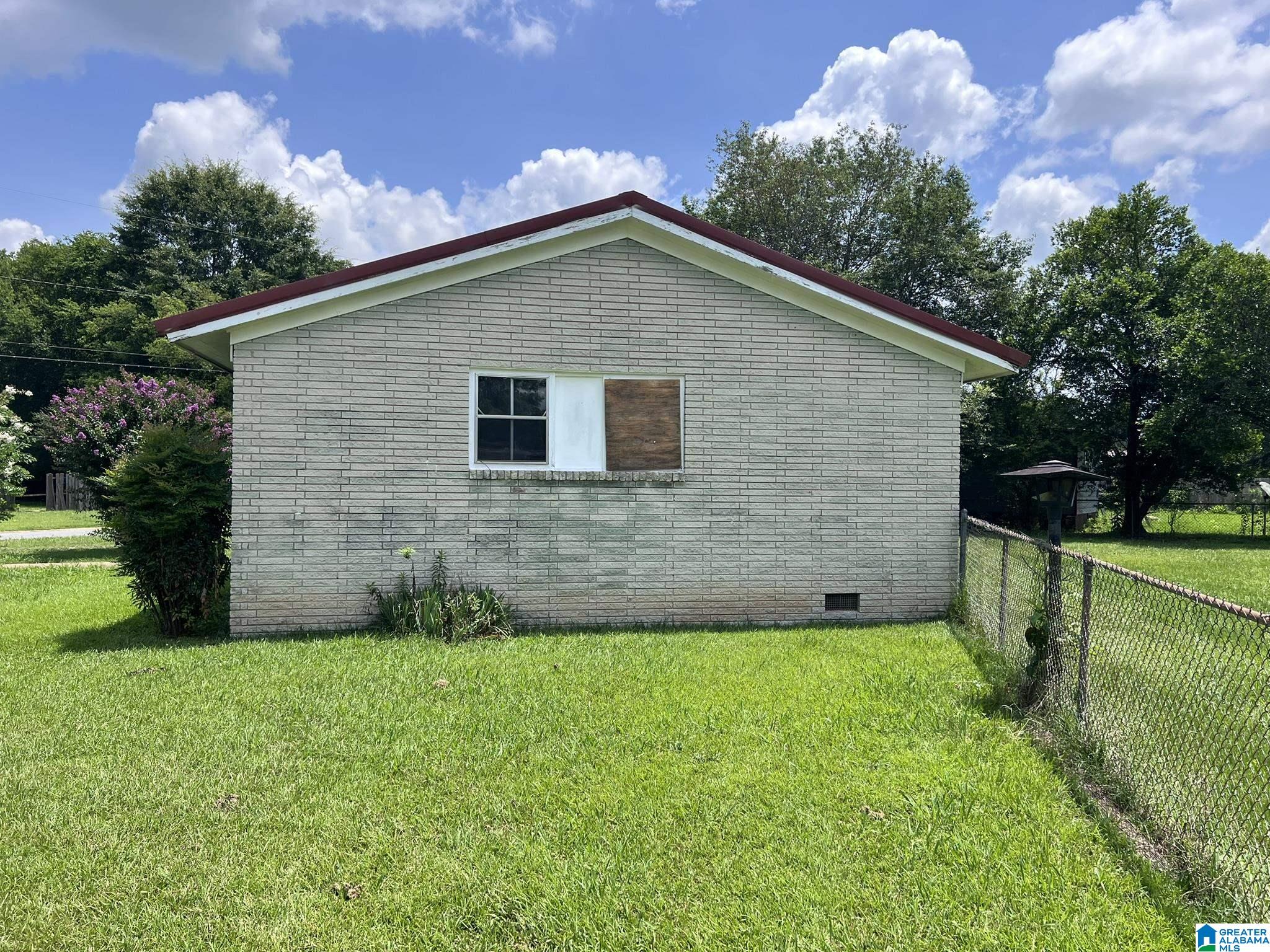 107 WOODLAND DRIVE