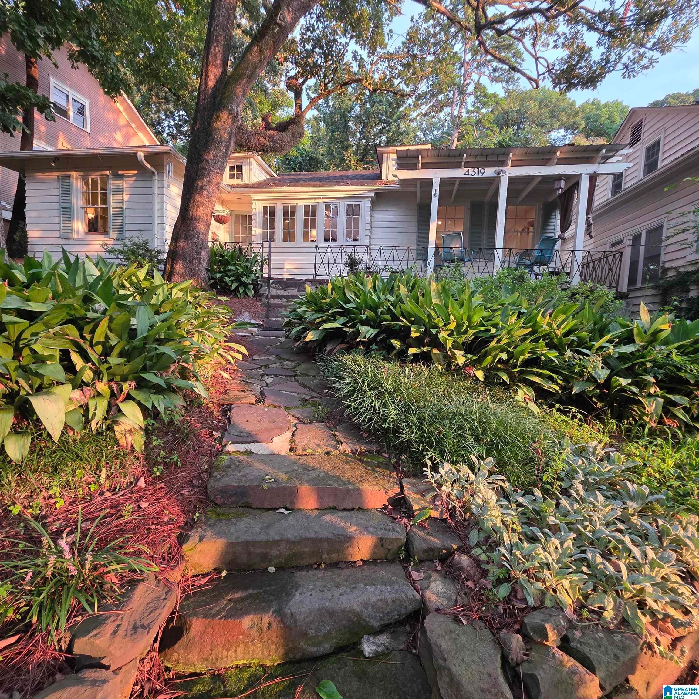 4319 CLIFF ROAD