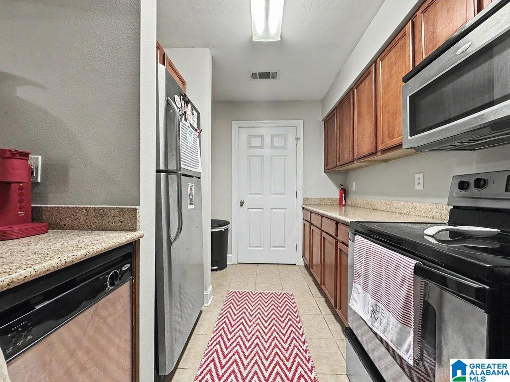 3218 VETERANS MEMORIAL PARKWAY 1206