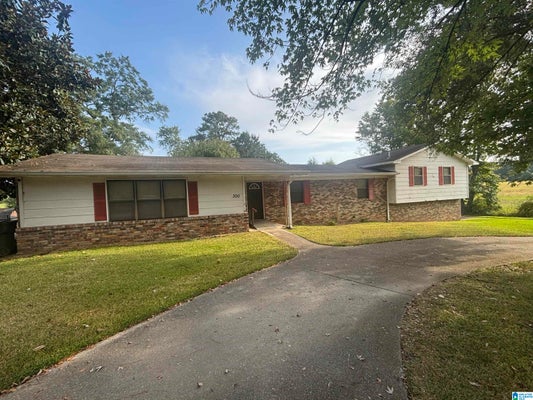 300 W RIDGEWOOD RD, JASPER, AL 35504 - Image 56dbb454cea67ed4467d3302cdb54d25/2259181981