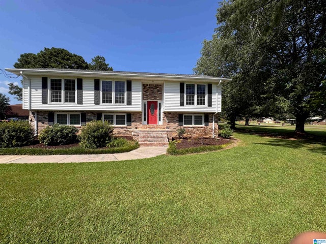 3931 VALLEY BEND DRIVE