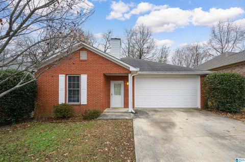 1525 JACOBS CIRCLE VESTAVIA HILLS AL 35216