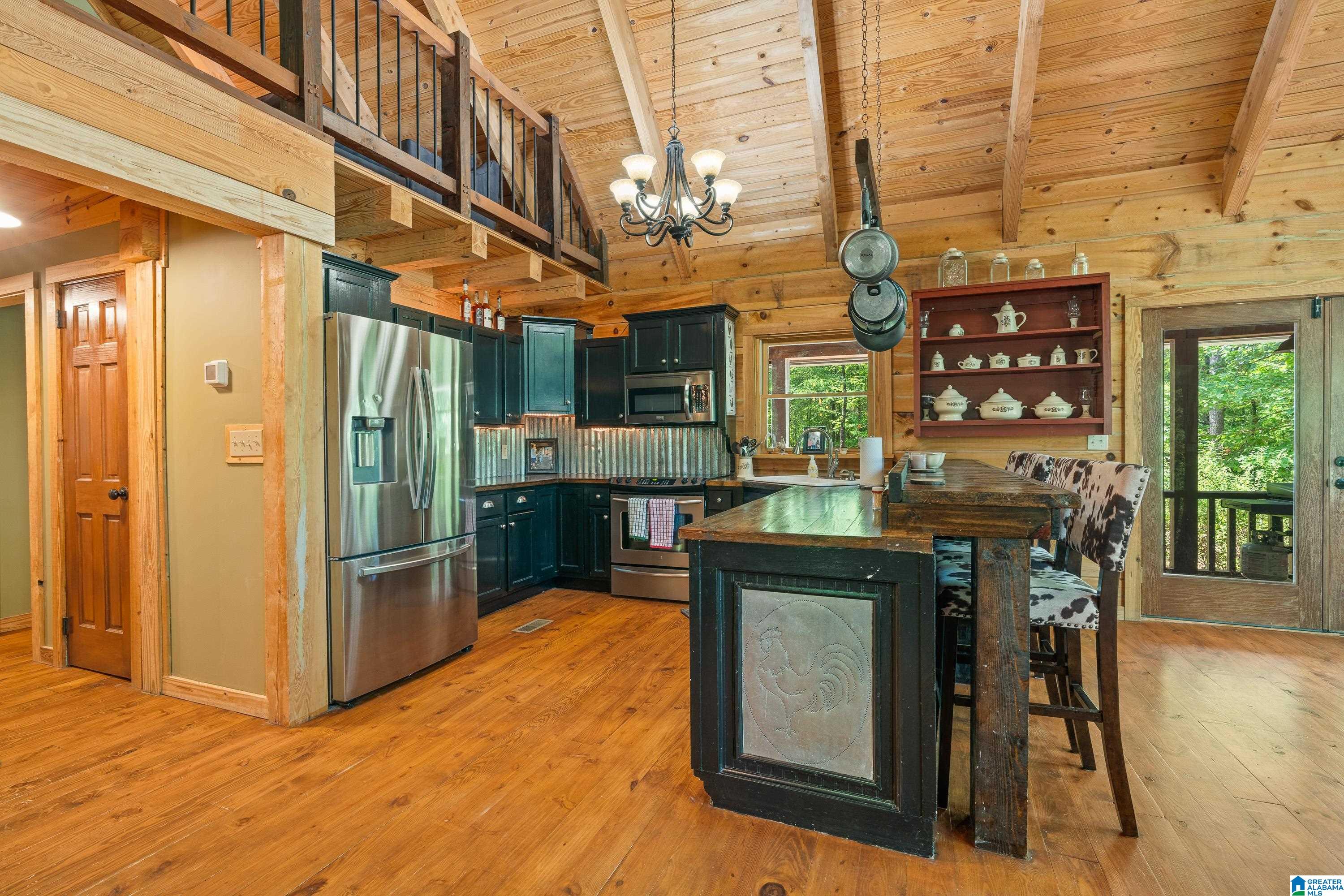 328 COUNTY ROAD 1055