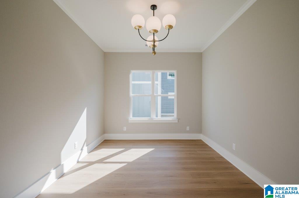 2016 AVONLEIGH CRESCENT