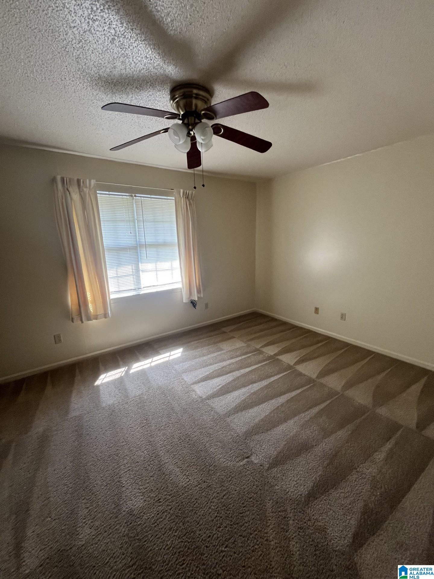 2613 S 11TH AVENUE S