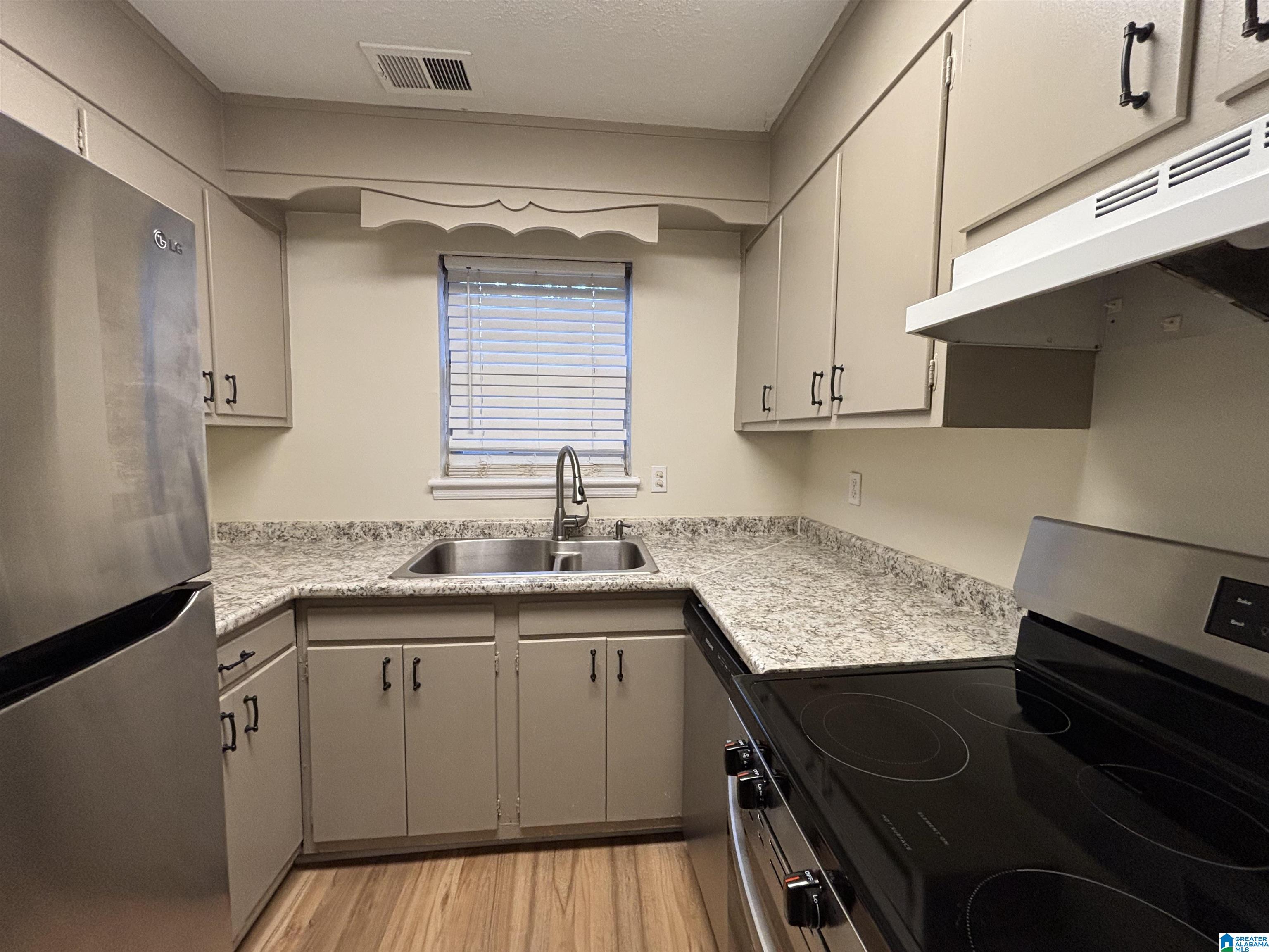 2053 MONTREAT CIRCLE B