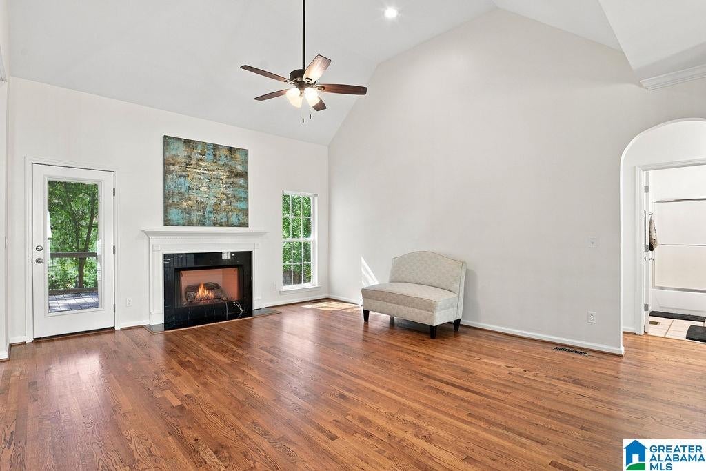 237 ARBOR COURT