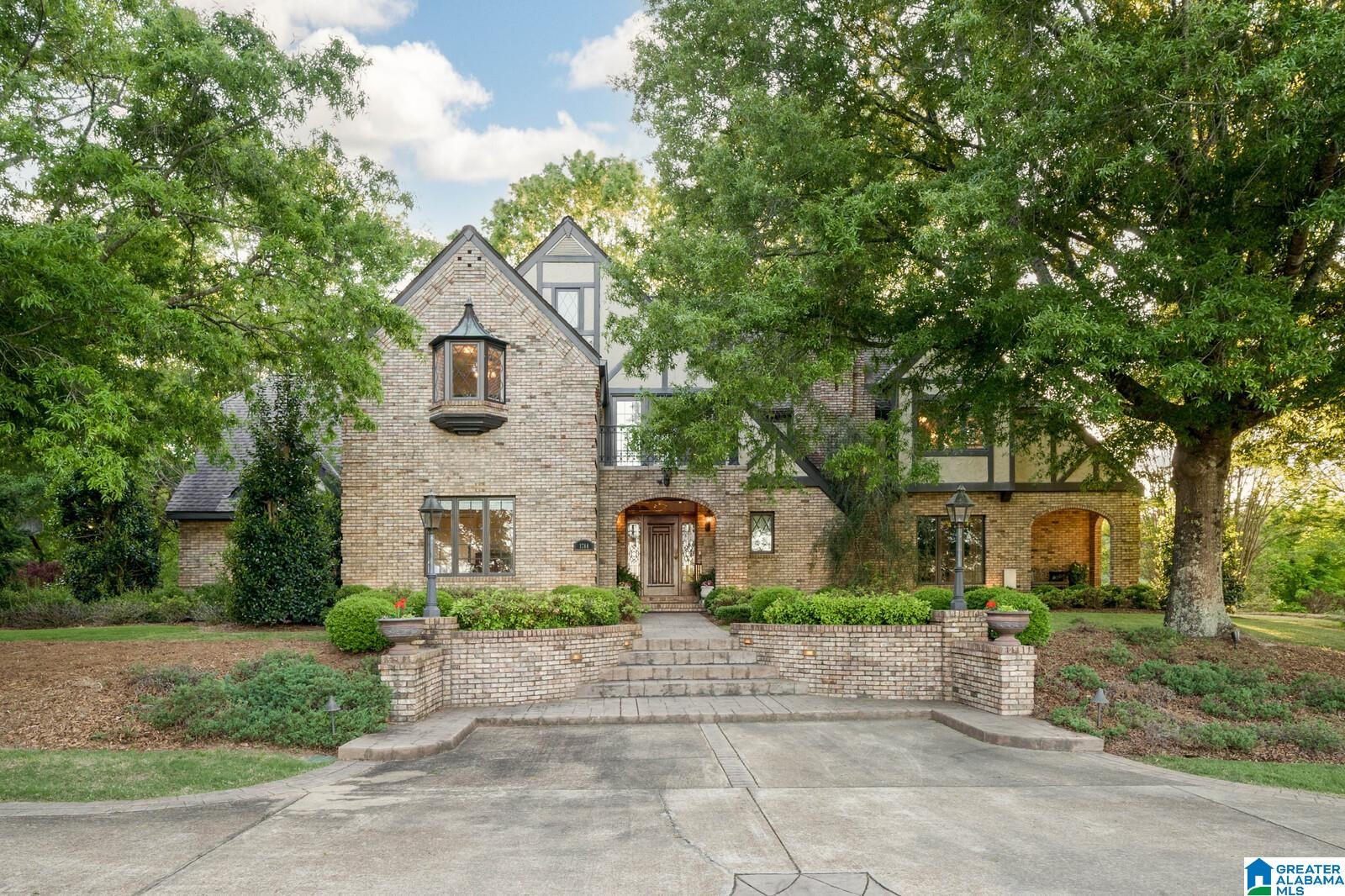 1744 COUNTY ROAD 63 S
