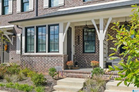 1128 WINDSOR SQUARE HOOVER AL 35242