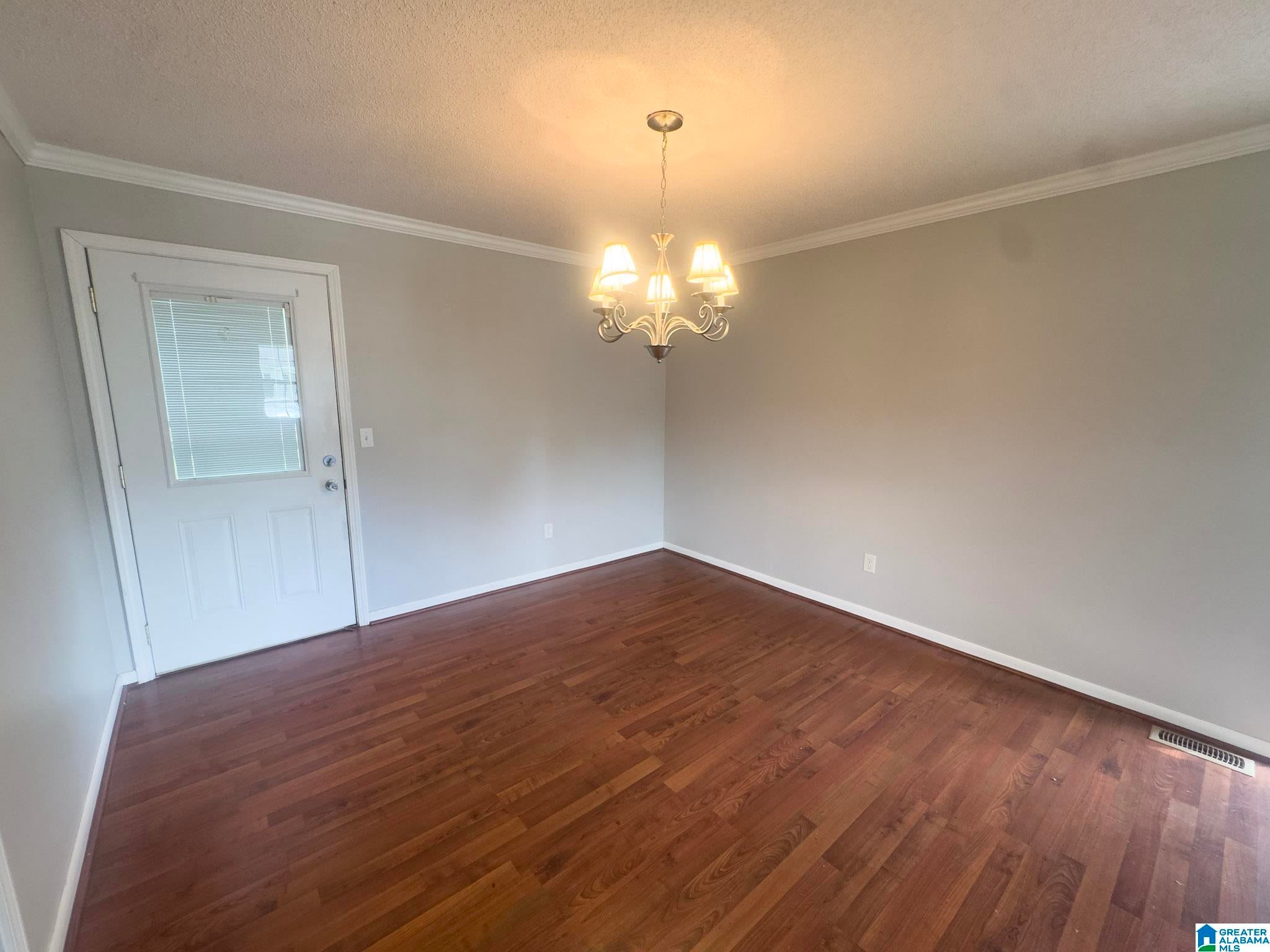111 FLORENCE STREET - Photo 3