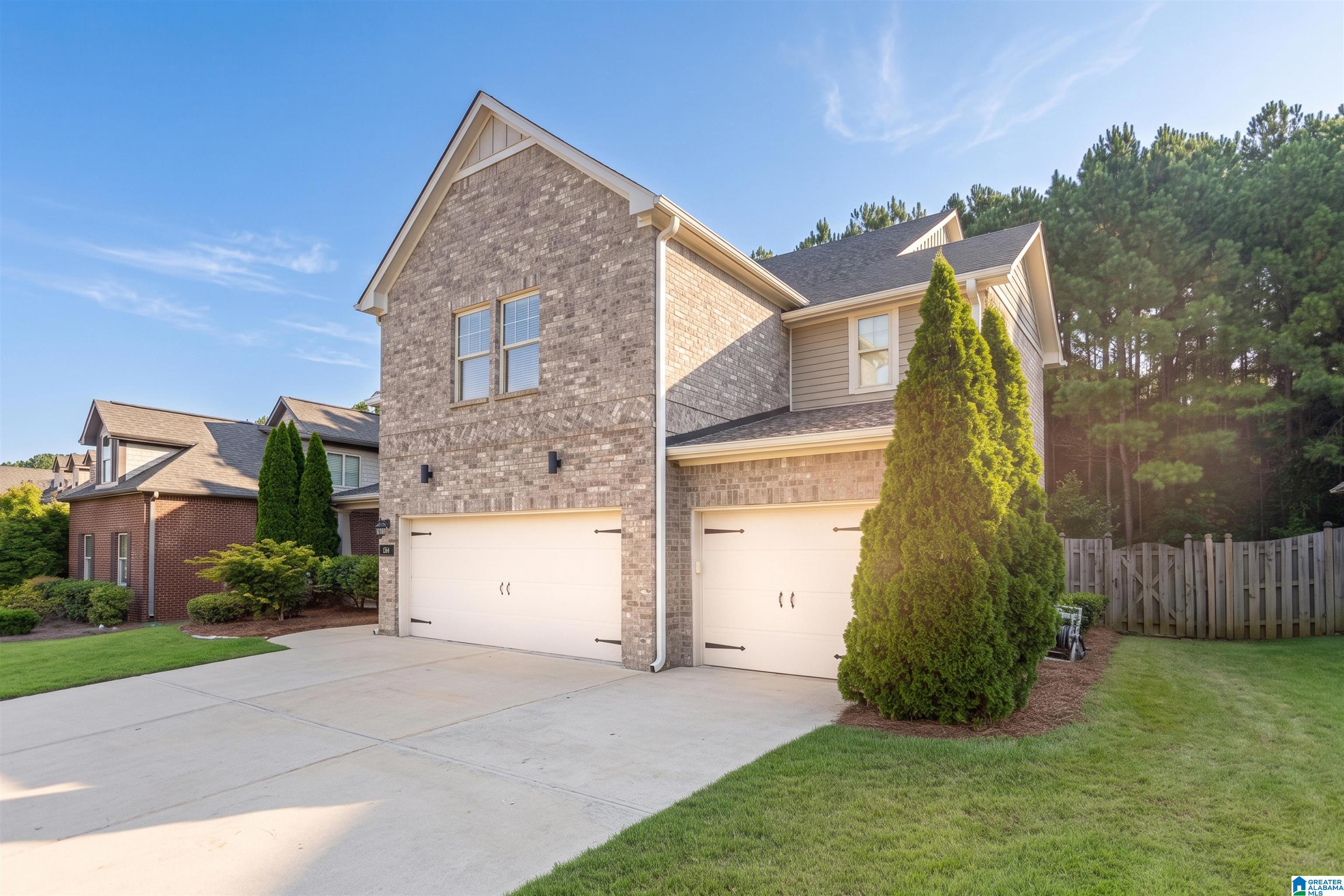 1364 BRISTOL MANOR