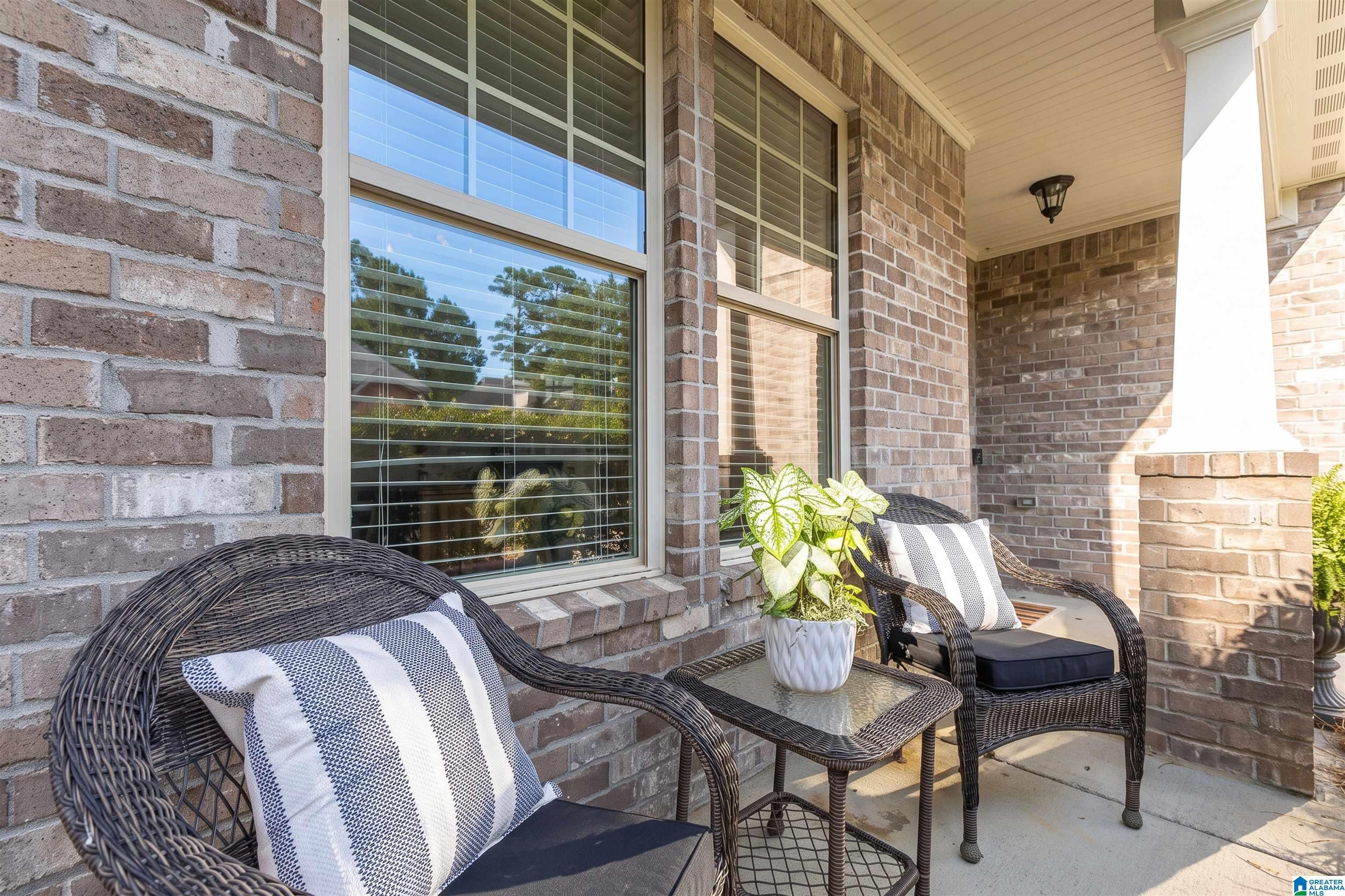 1364 BRISTOL MANOR