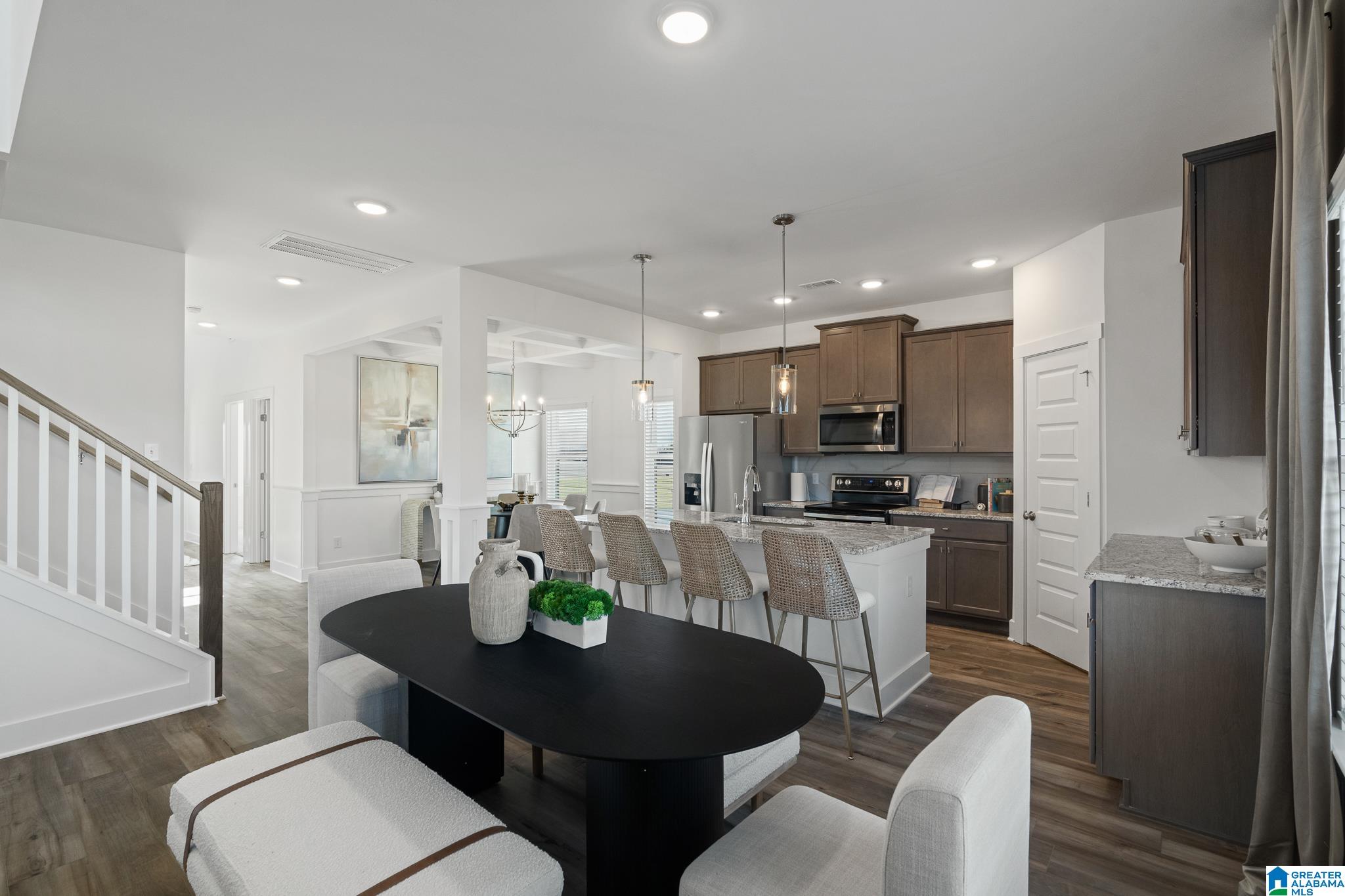 1108 BIRCHWOOD LANE